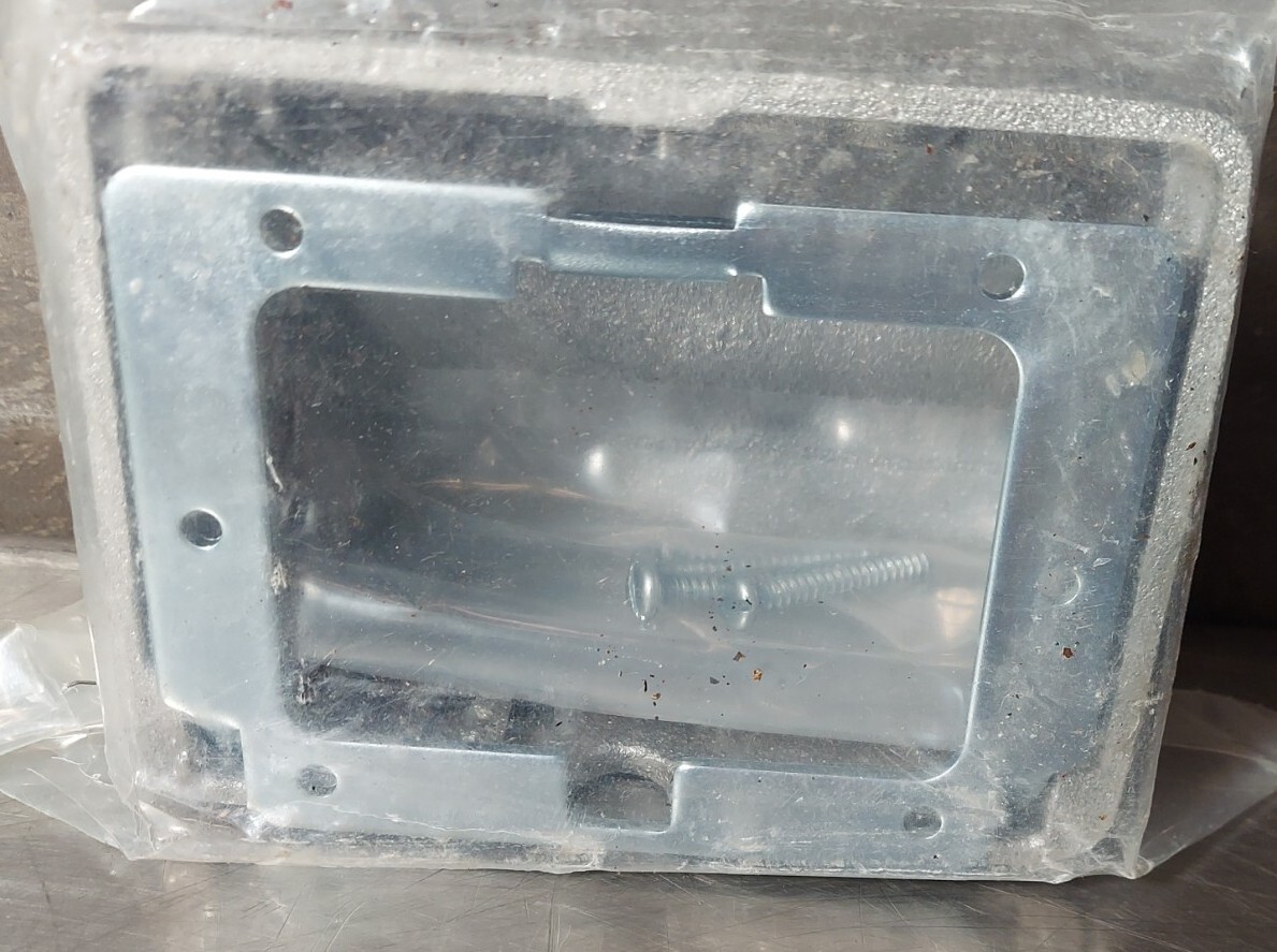 Johnson Controls T-4002-3004 CAST GUARD Aluminum w/MTG Bracket for 4000 Series