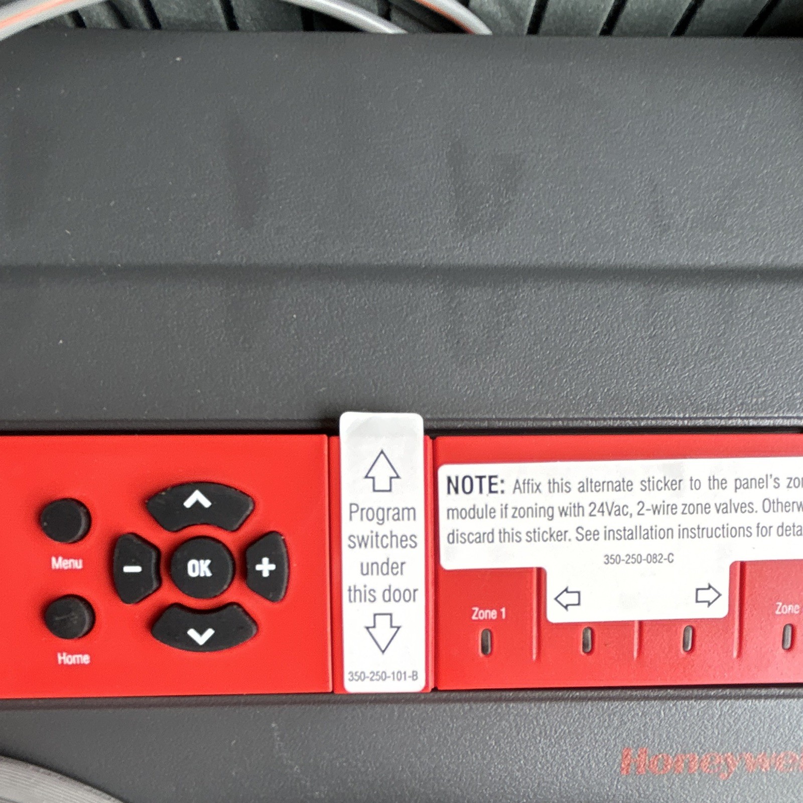 Honeywell AQ2000 V2 Hydronic Zoning Control Panel AQ25242B 120VAC 15A