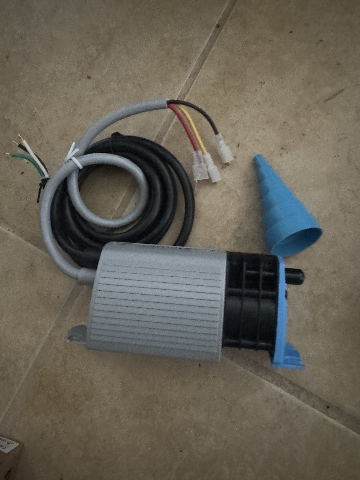 BLUE DIAMOND – MAXIBLUE CONDENSATE PUMP 208/230V – X87-721