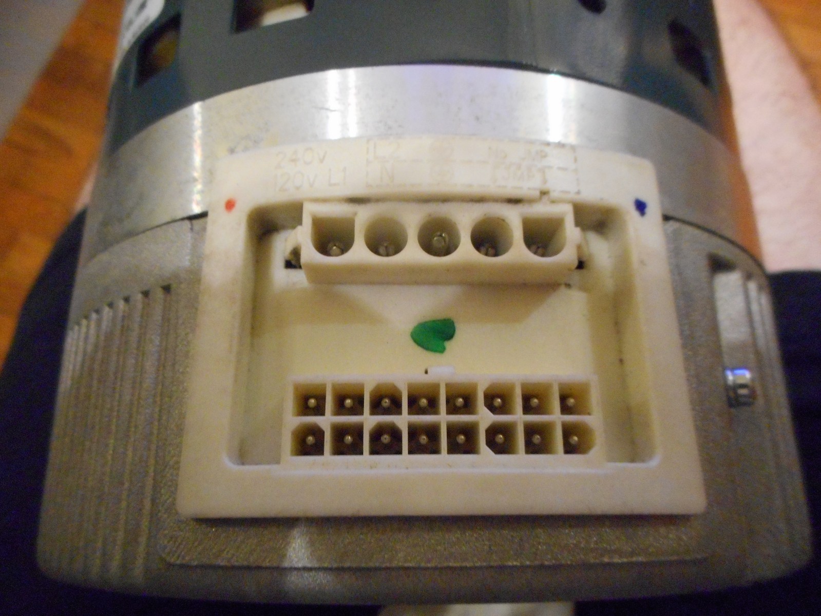 Genteq EON 5662 5SBA39GLV5001 Dated 08/13/2018 1/2hp 120/240V