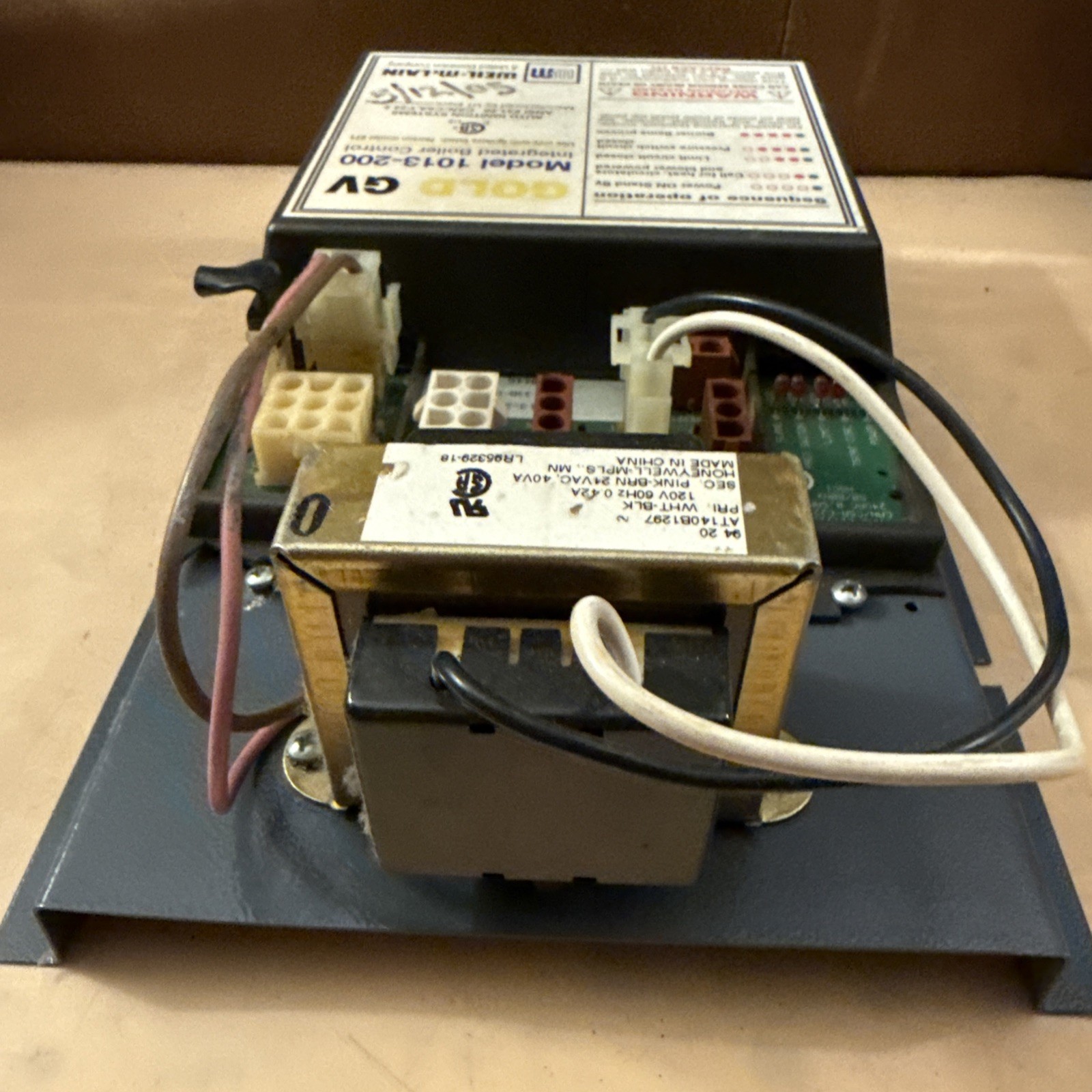 Weil McLain 1013-200 Gold GV Integrated Boiler Control Board 511-330-088 Tested