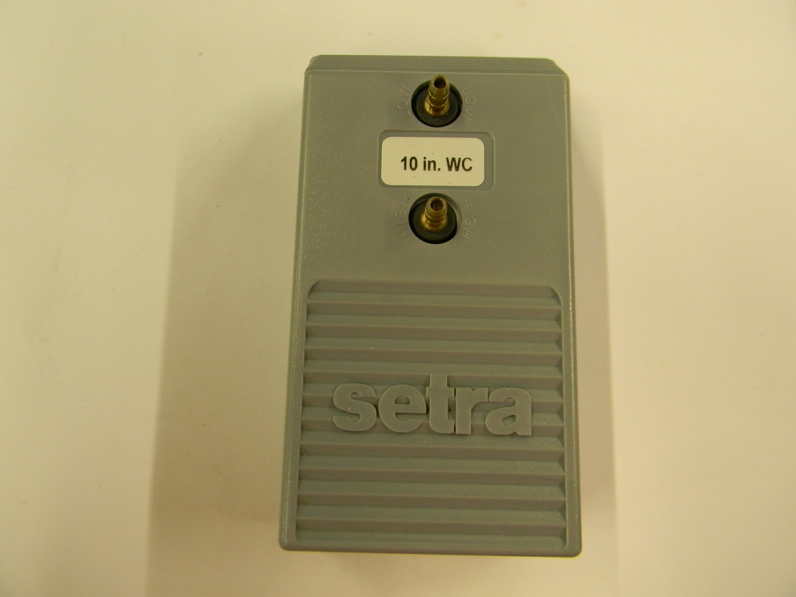 New Setra 2641010WD2DA1D Pressure Transmitter Model 264 C5