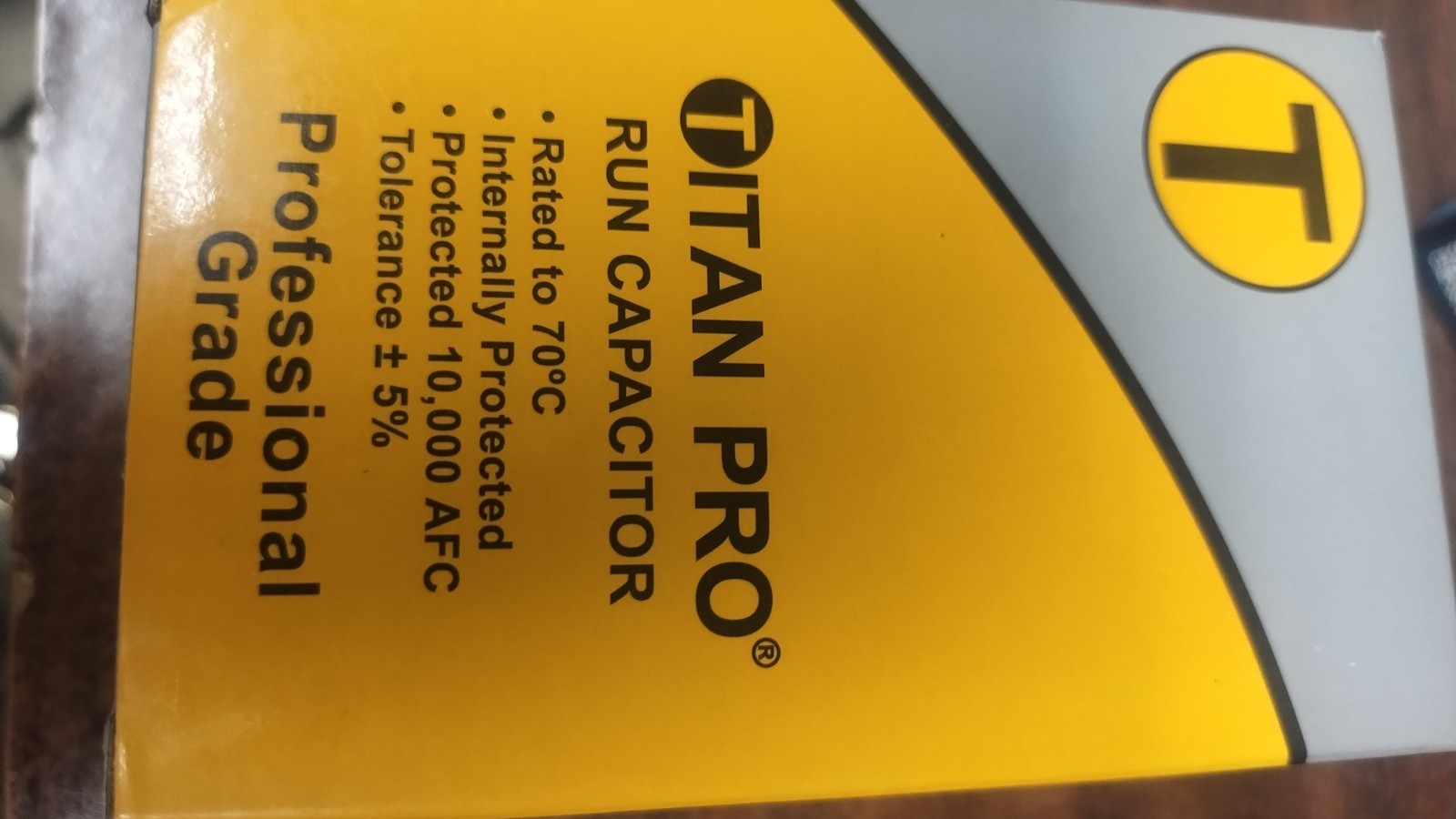 TitanPro TRCFD405 HVAC Round Dual Motor Run Capacitor. 40/5 MFD/UF 440/370 Volts