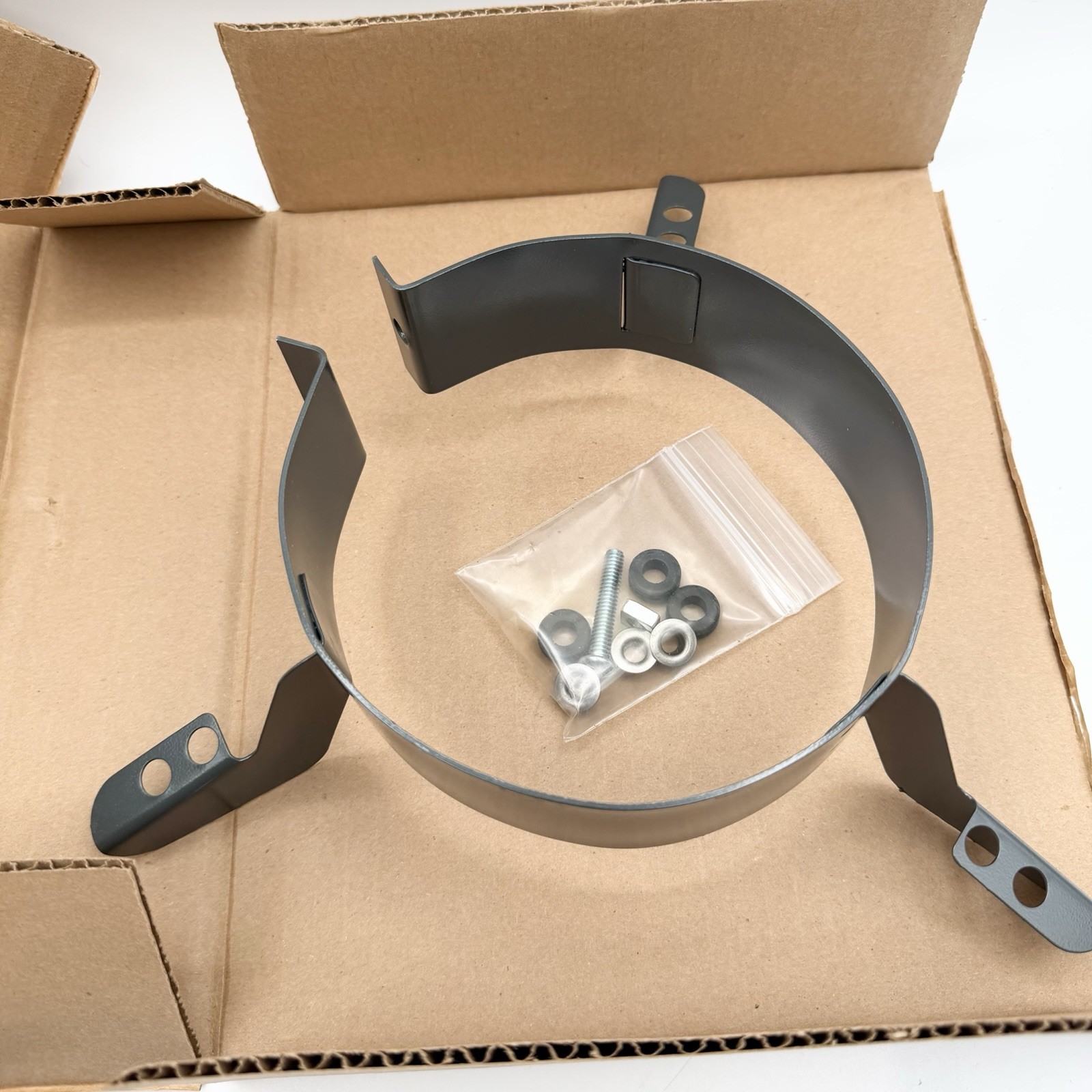 Fasco FM55 8725-6017 5-5/8in 3-Leg Torsion Flex Mount Bracket Blower UL CSA