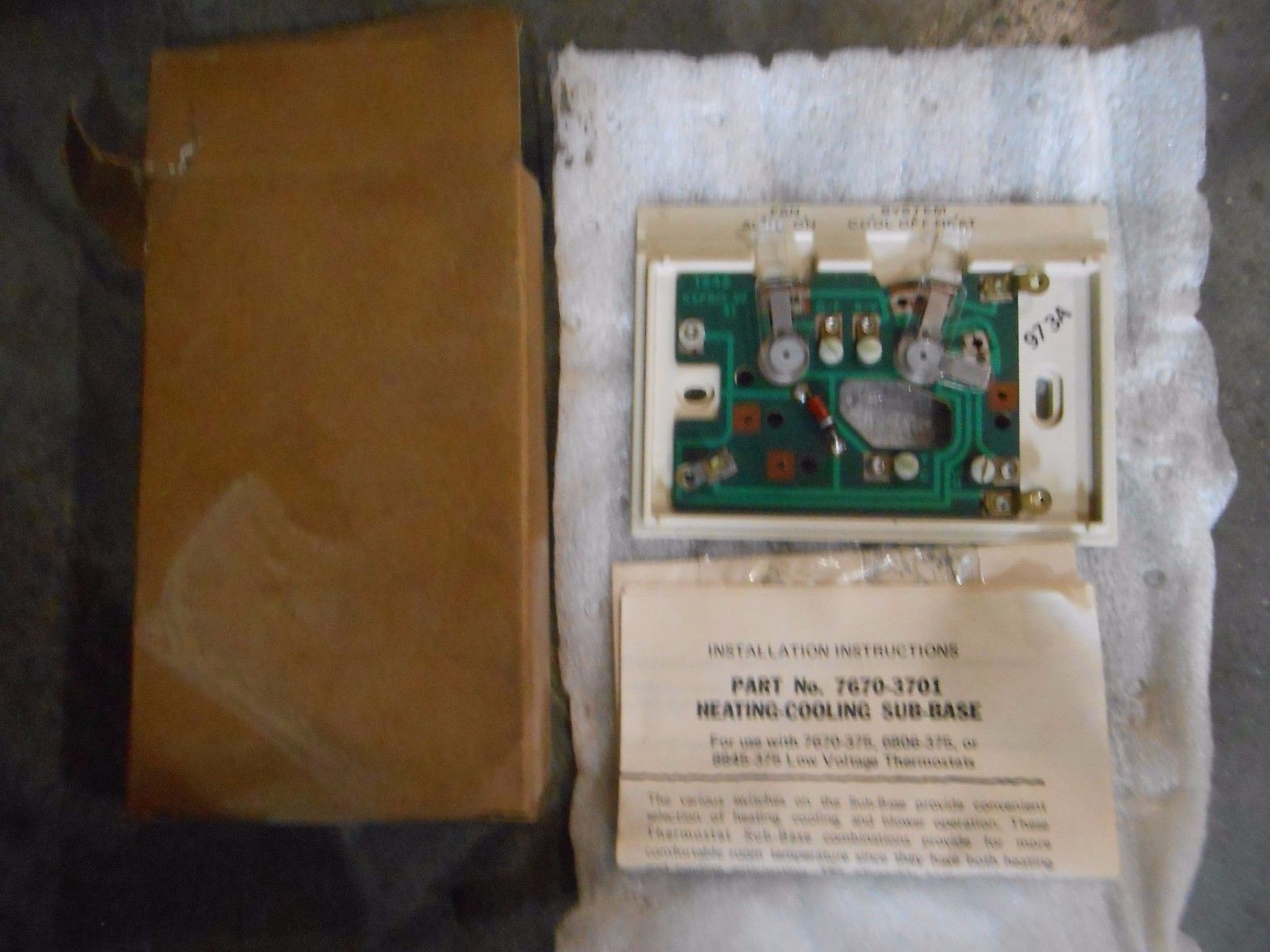NOS White-Rodgers S21-4 Heat & Cool Sub-Base 24V (Qty-6) (K-3)