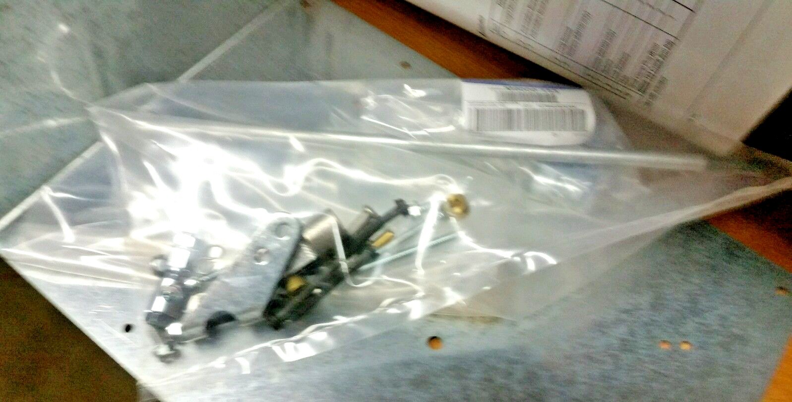 M9000-151 BASE MOUNT LINKAGE KIT Johnson Controls NEW