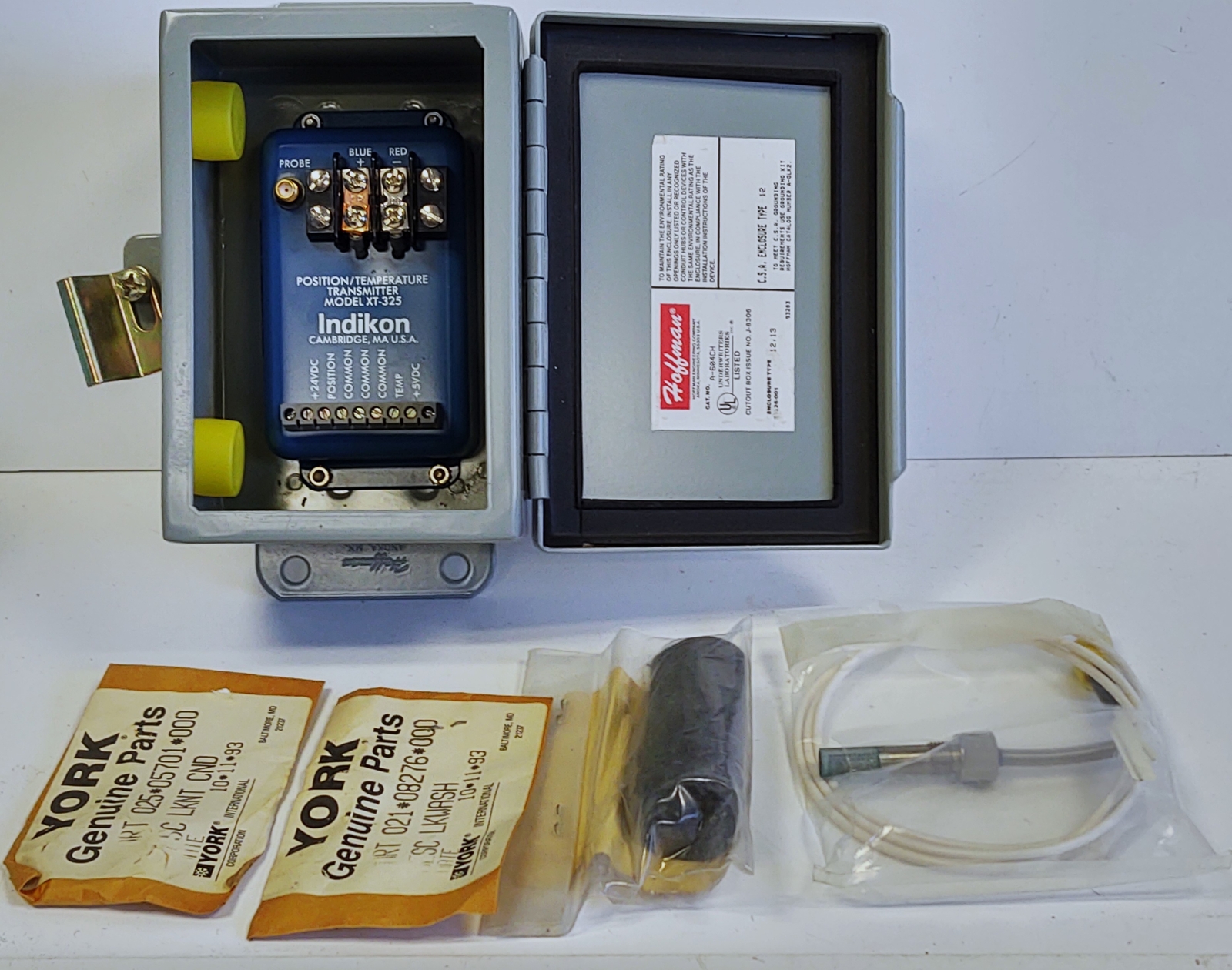 York XT-325 INDIKON Position/Temperature Sensor in NEMA 12 Enclosure (A604CH