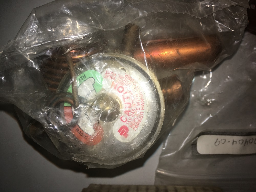 Lennox 60L27 5-Ton Expansion Valve 3/8″ IN-1/2″ OUT 60L2701 w/Free Shipping