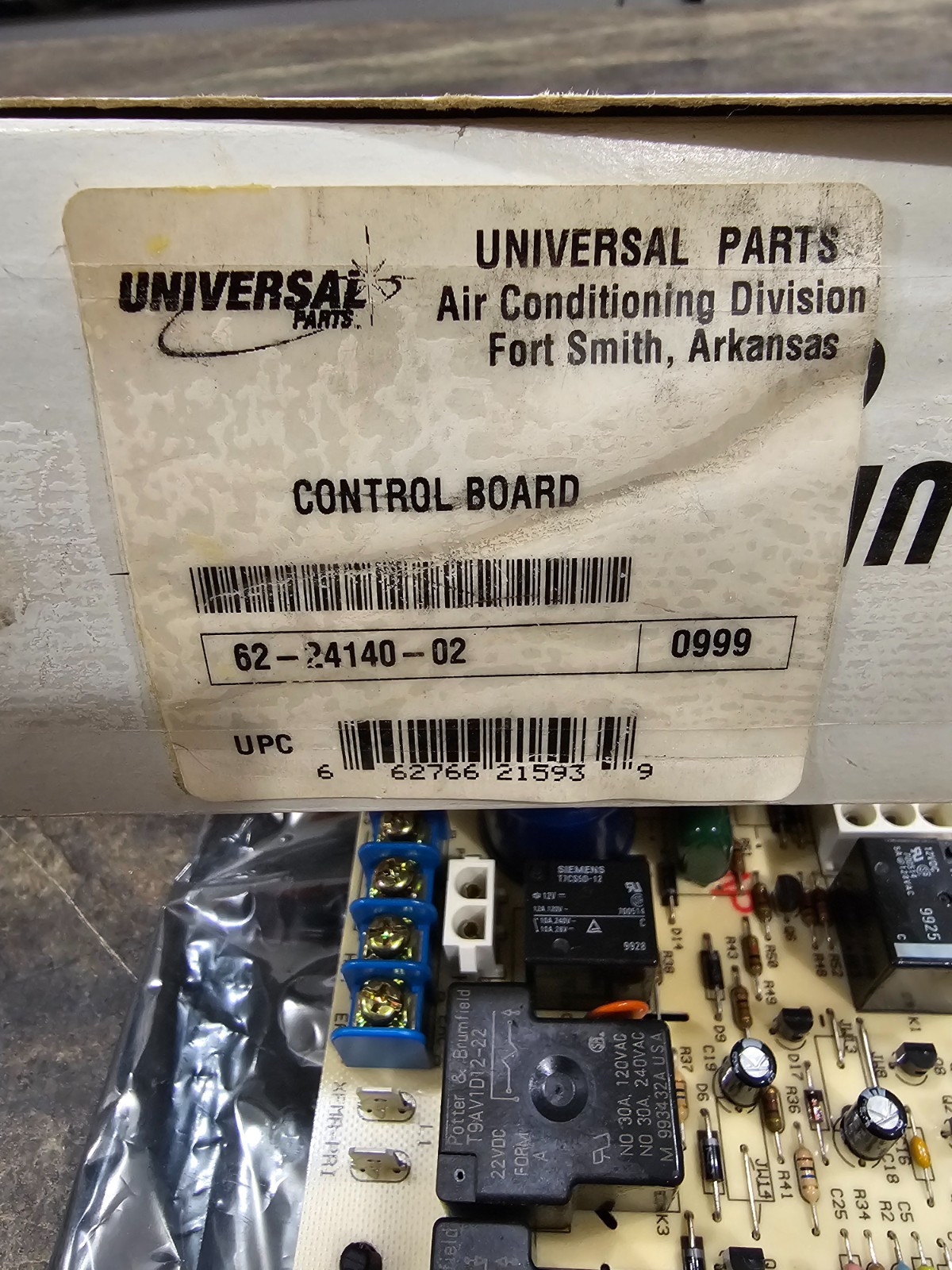 Universal Parts 62-24140-02 Furnace Control Circuit Board Rheem Rudd