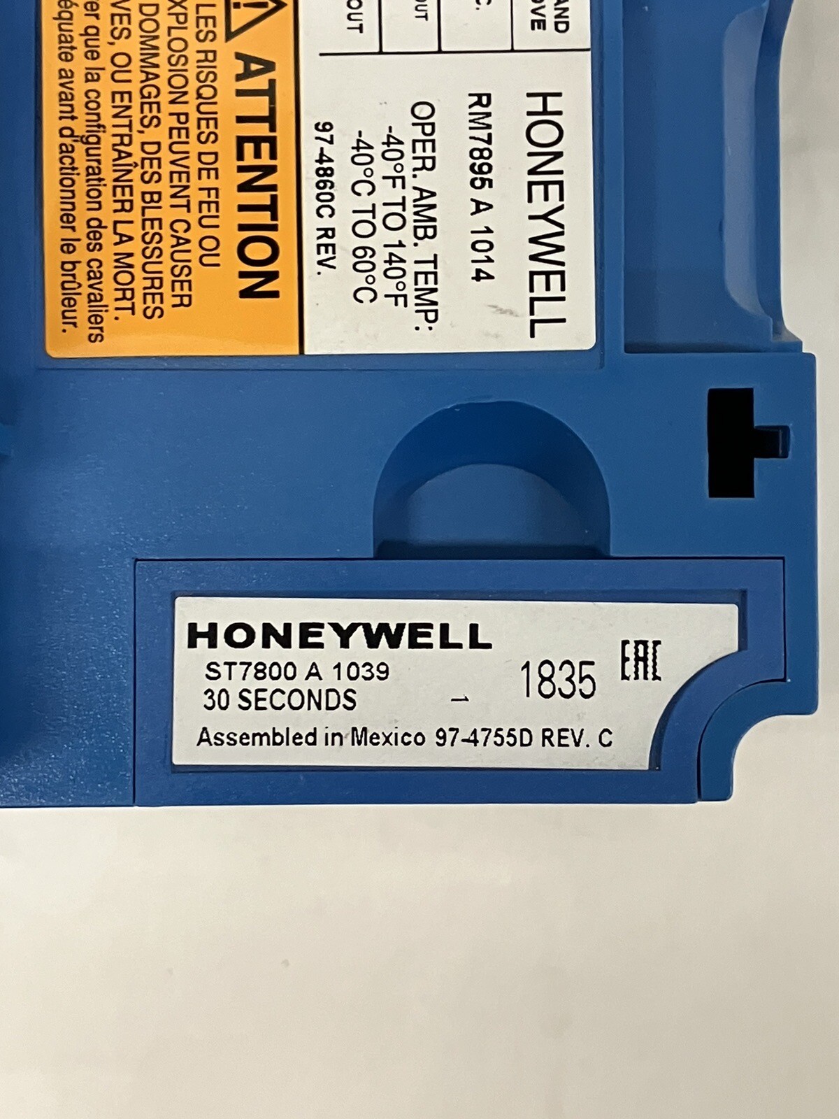Honeywell RM7895A1014 Burner Control with ST7800A1039 30 Second Purge Timer