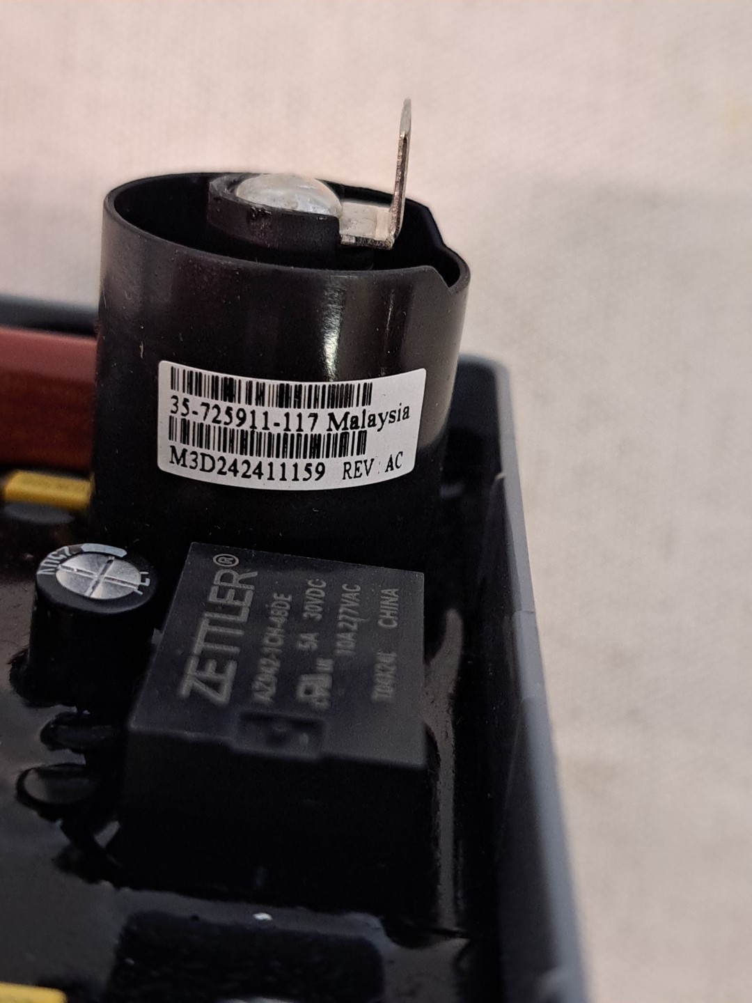 FENWAL 35-725911-117 Direct Spark Ignition Control NEW, no box