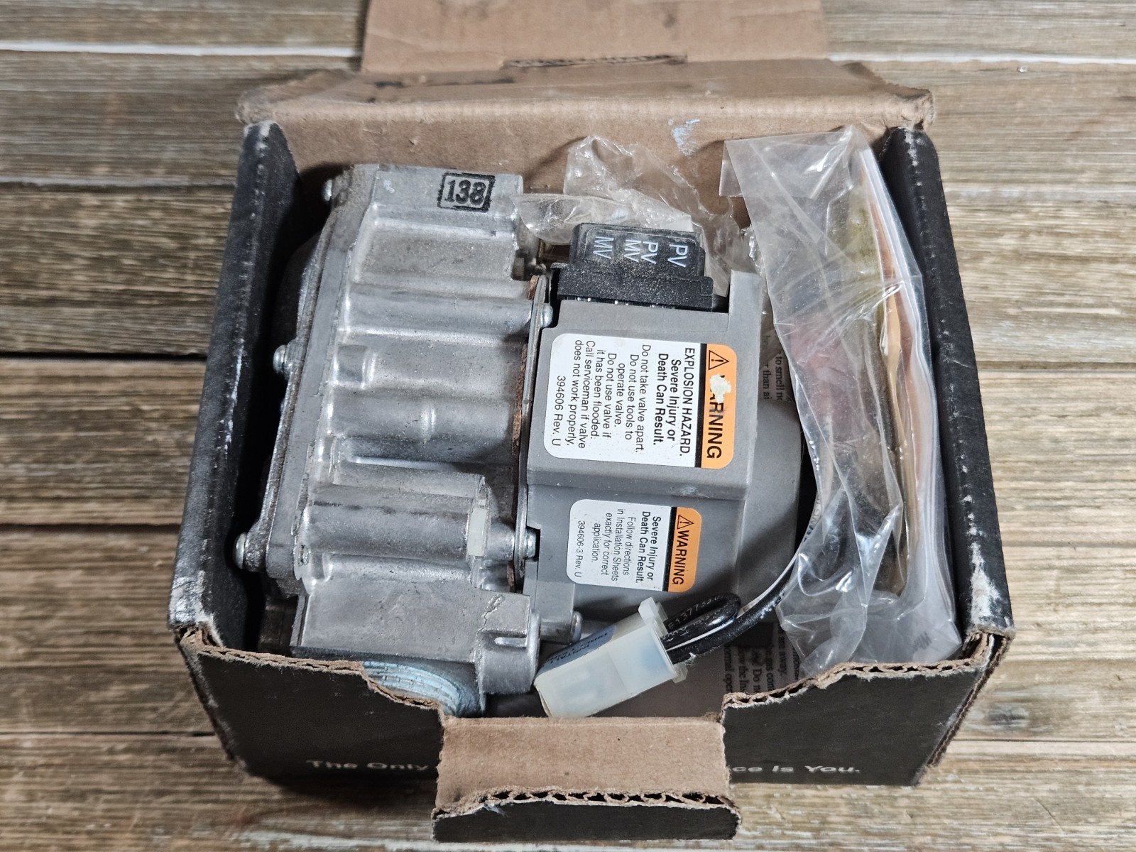 NEW Honeywell/Resideo VR8345M Gas Valve Universal Ignition Valve VR8345M4302