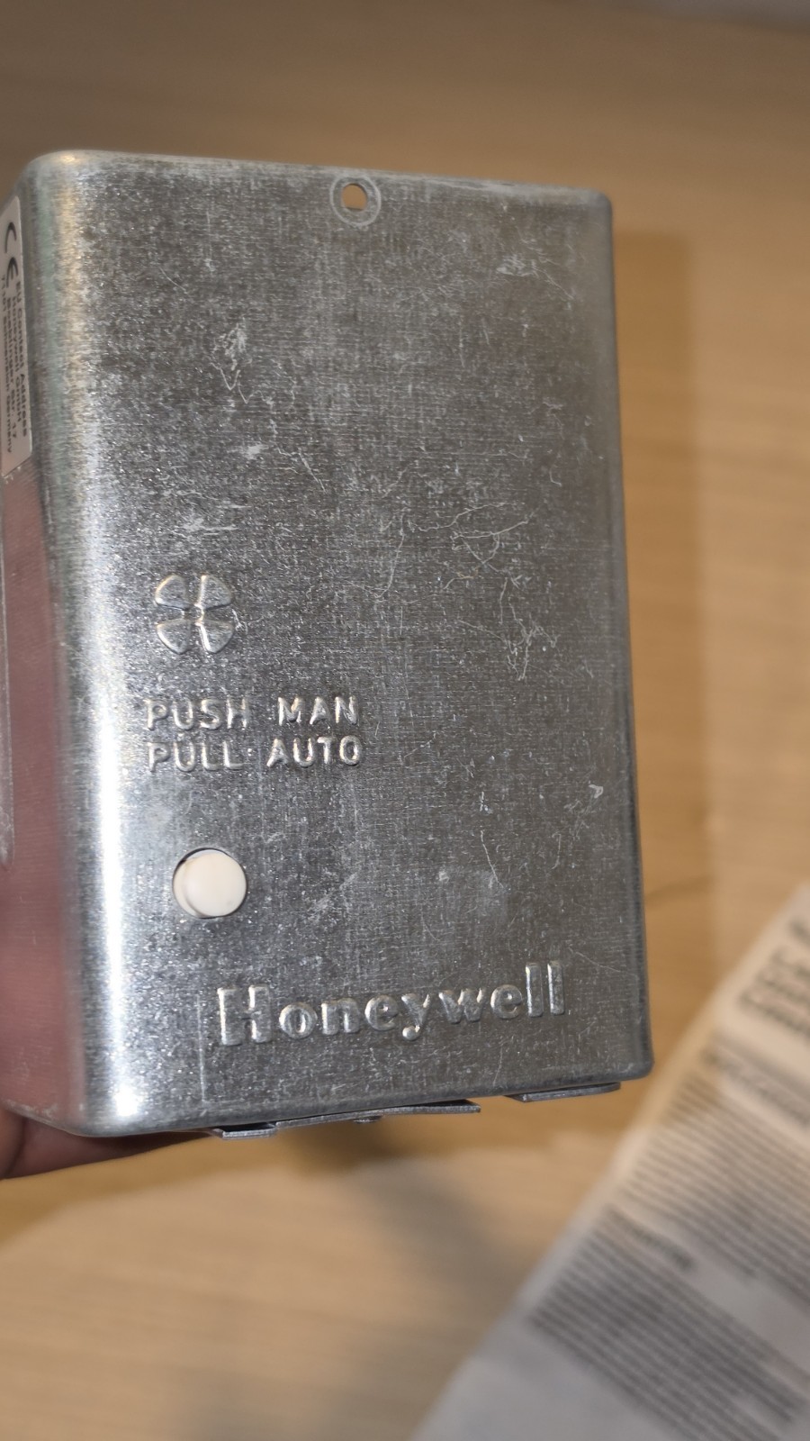 Honeywell (Resideo) L4064B2228 Combination Fan & Limit Control 5″ NEW old Stock