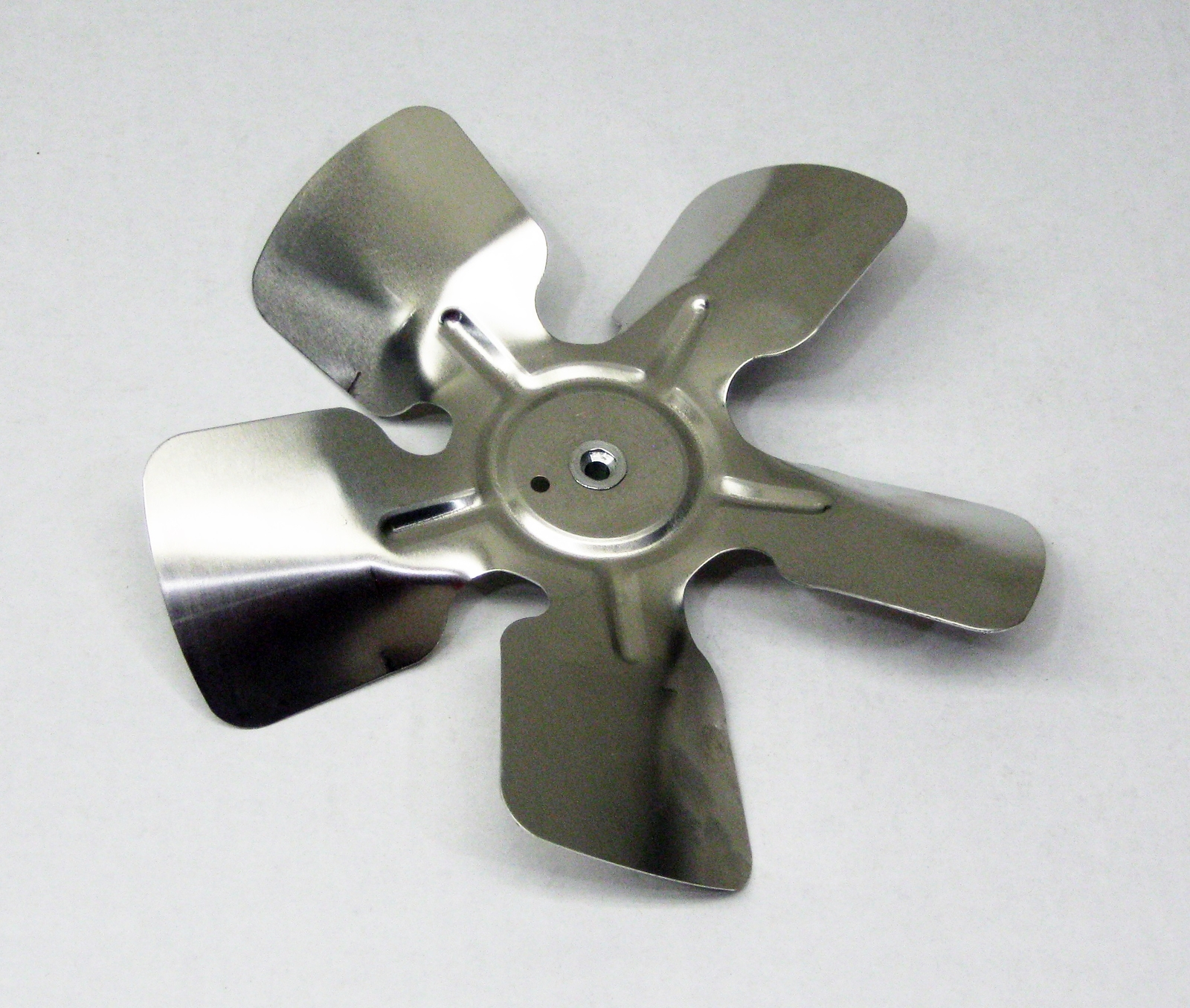 Metal Fan Blade A95225 9″ Diameter 5 Blades 1/4″ Bore Hub CCW 30 Degree Prop