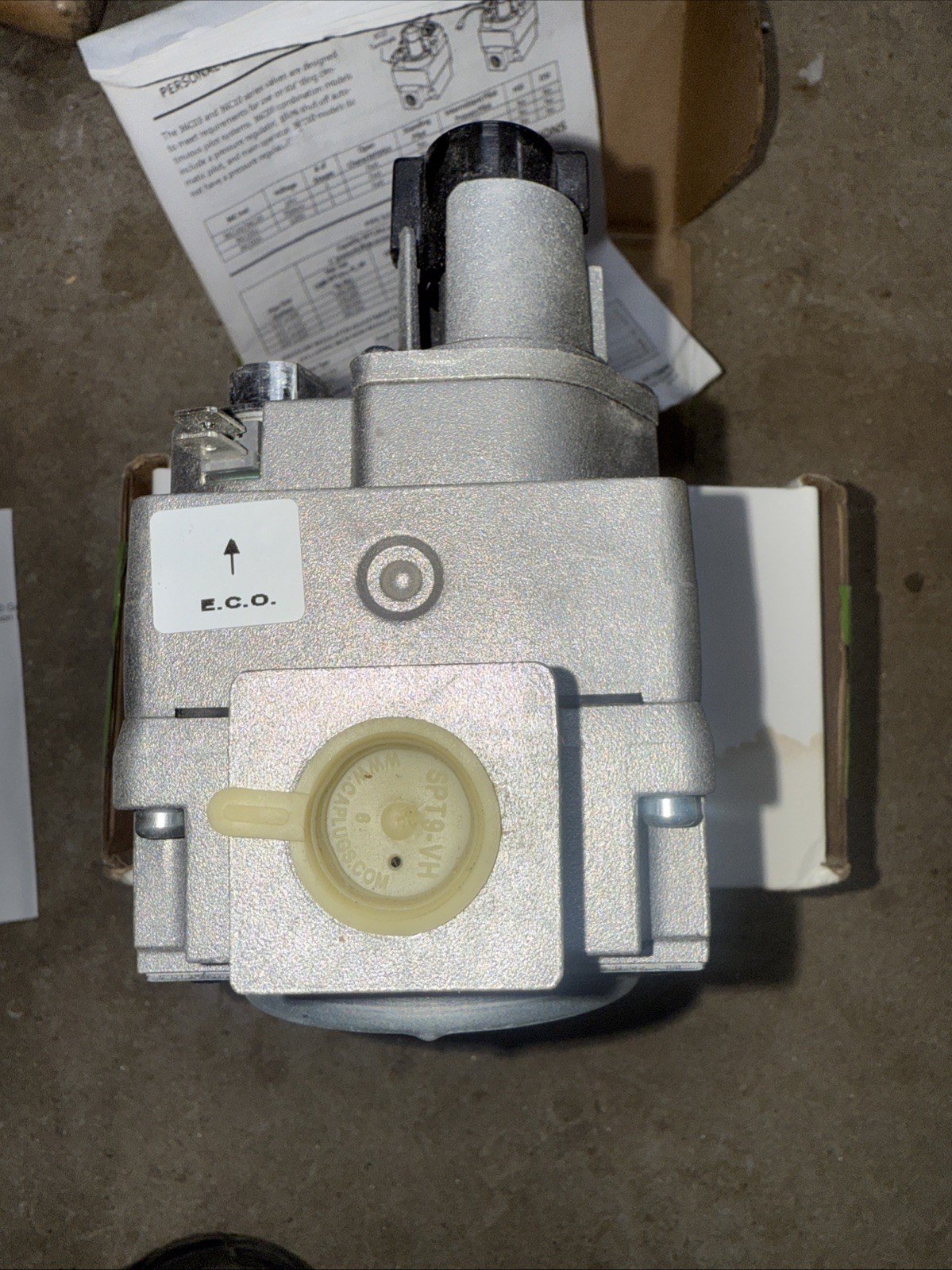 White-Rodgers 36C03-300 1/2in x 3/4in Versatile Combination Gas Valve