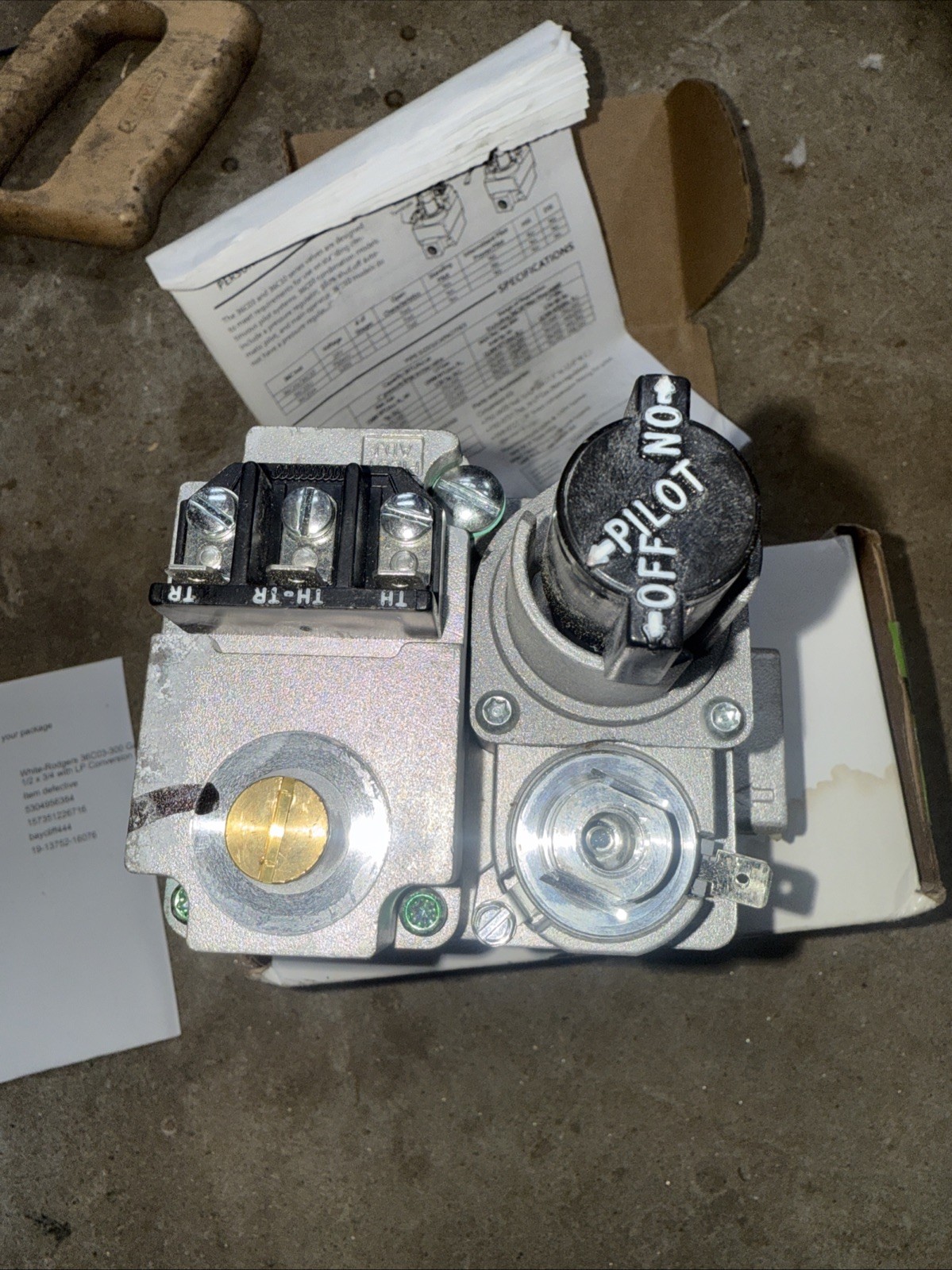 White-Rodgers 36C03-300 1/2in x 3/4in Versatile Combination Gas Valve