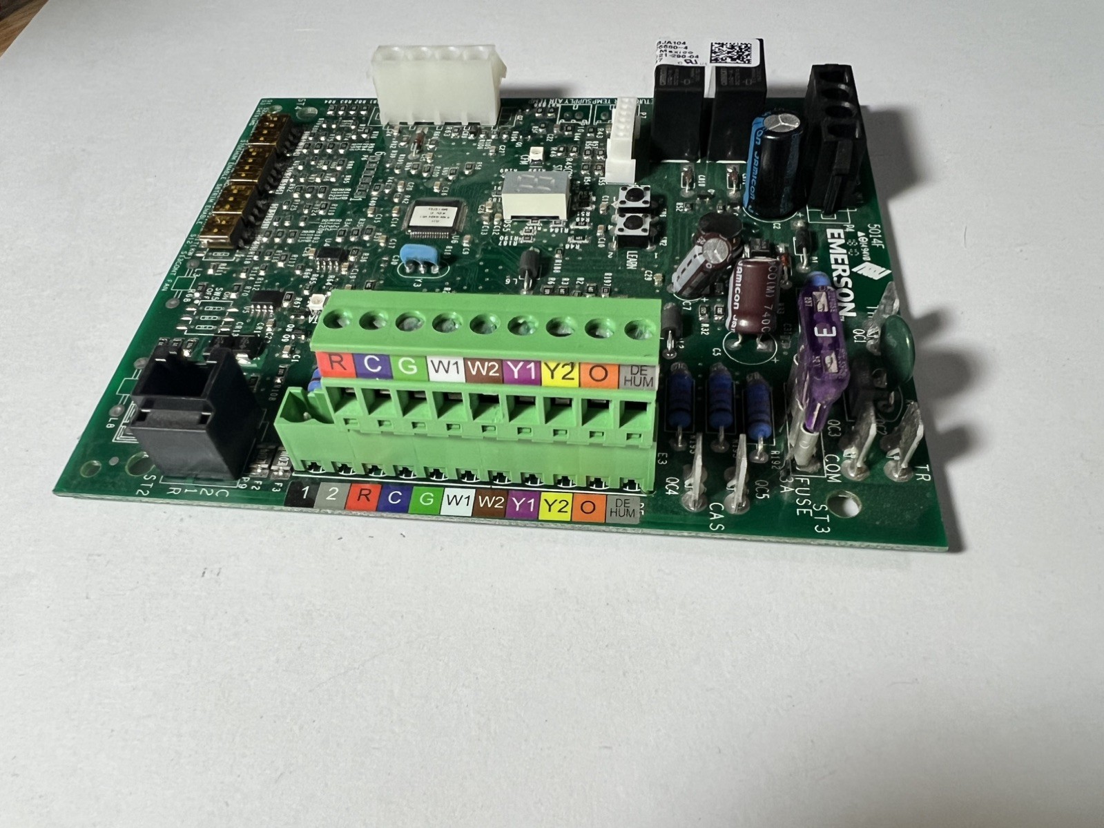 Emerson CBJA104 48C21-290-04 5001-8947 Control Circuit Board Green – Used