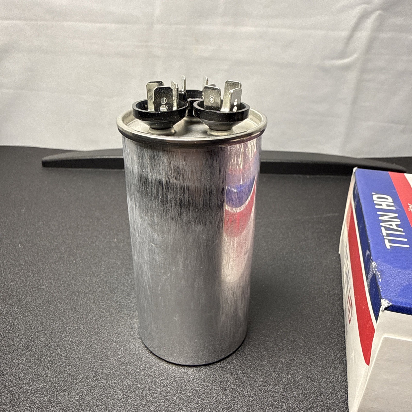 Titan HD PRCFD455A American-Made Motor Run Capacitor – Round 45/5 MFD (2D2)