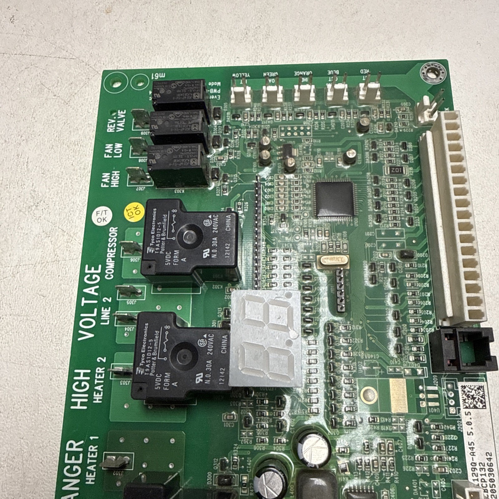 Amana PCBCP132 40-1129Q-A45 1205030642 Control Board