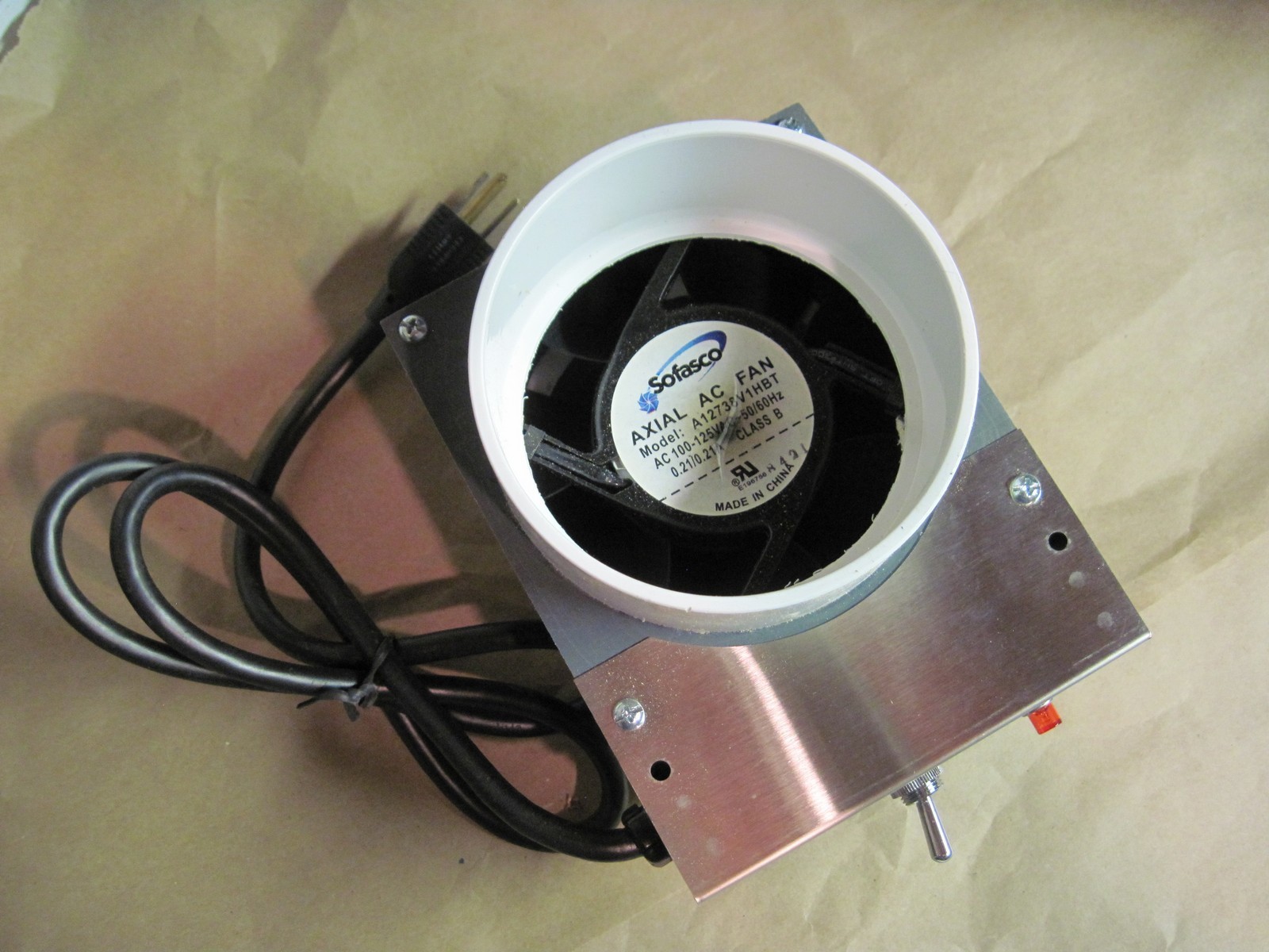 Radon Mitigation Fan w/ 3-Ft. Power Cord On/Off Switch, 115V 4″ PVC