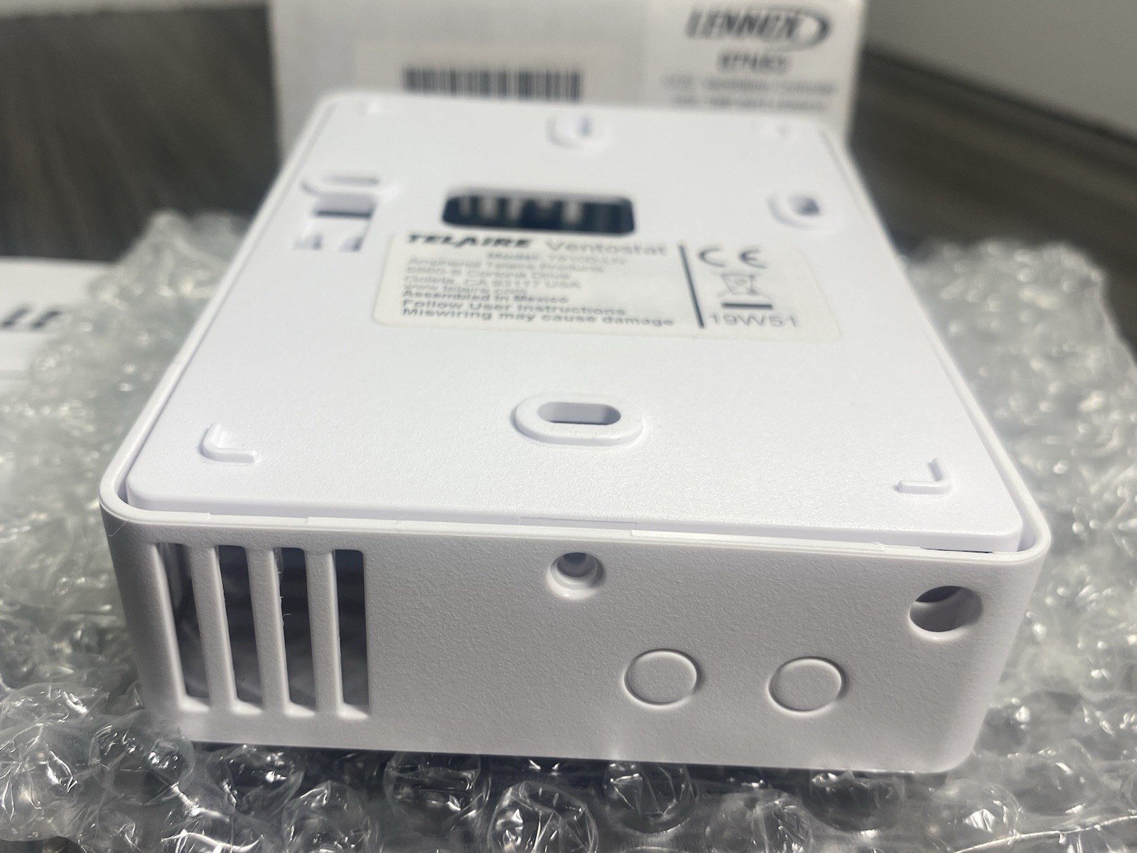 Lennox 87N53 Telaire T8100‑LN Ventostat White CO2 & Temp Sensor LCD 8000 Series