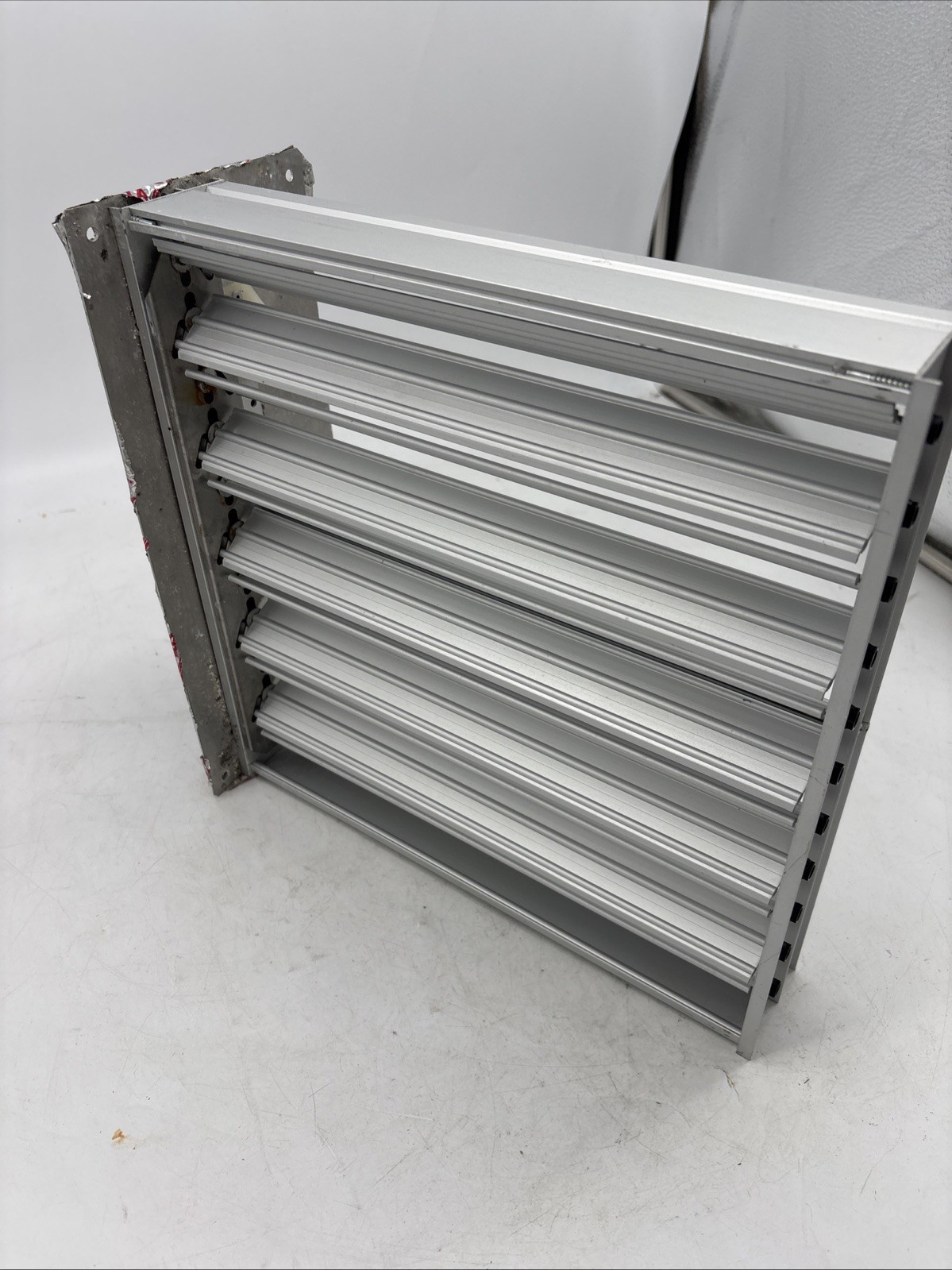 Carrier Slip-In Side Mount Zone Damper 12×12 w/ 24 VAC Actuator DAMPSLS08X10-B