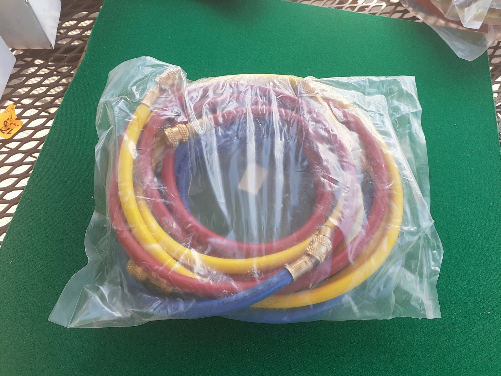 55″ R-12 Yellow Blue and Red Charging Hoses H21055