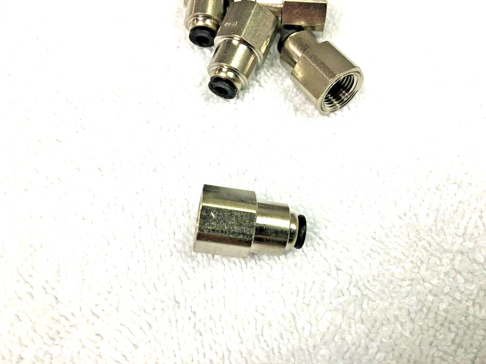 Push-to-Connect Tube Fitting, Straight Adapter for 1/8″ Tube OD x 1/4 NPT Female