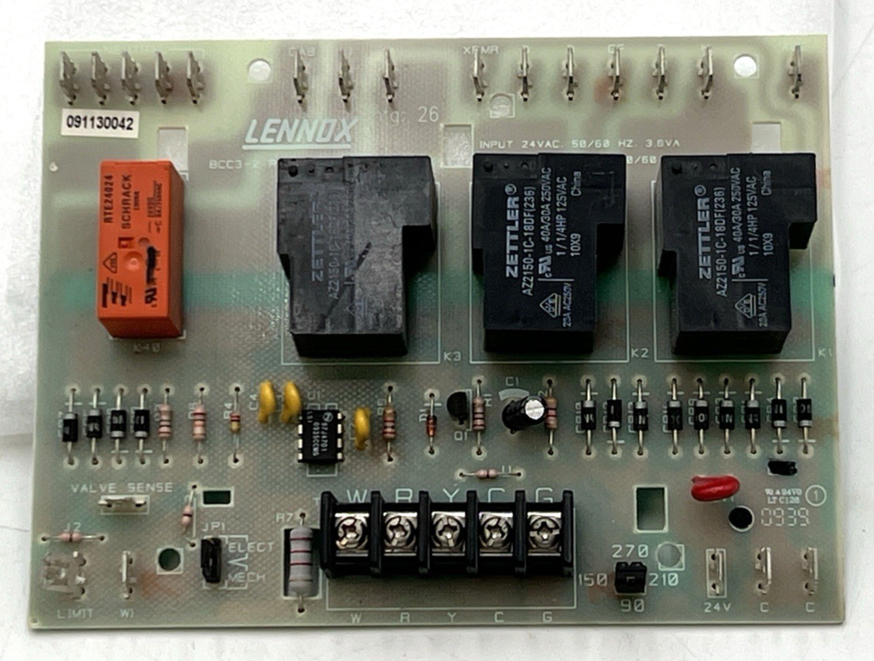 LENNOX BCC3-2 REV B LB-90679 CAT NO. 65K29 FURNACE CONTROL CIRCUIT BOARD