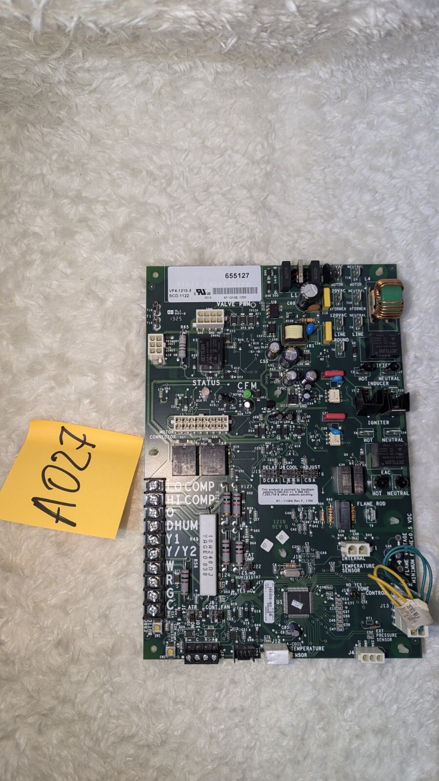 York Luxaire VARIDIGM 364809 Control Circuit Board SCD-1096 VF4-1180 used