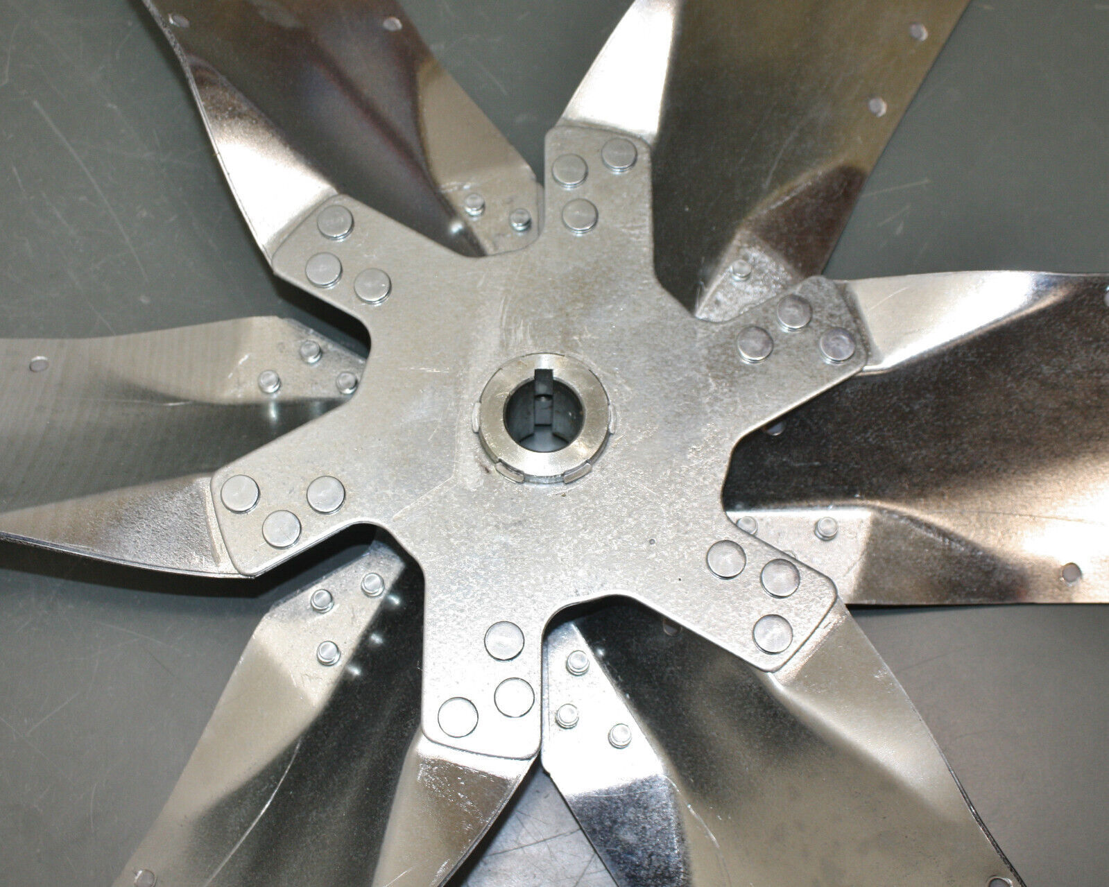 Dayton Replacement 36″ Steel Fan Blade 50M232, 1″ Bore, 6 Propeller, 1WDC2 1WDC7
