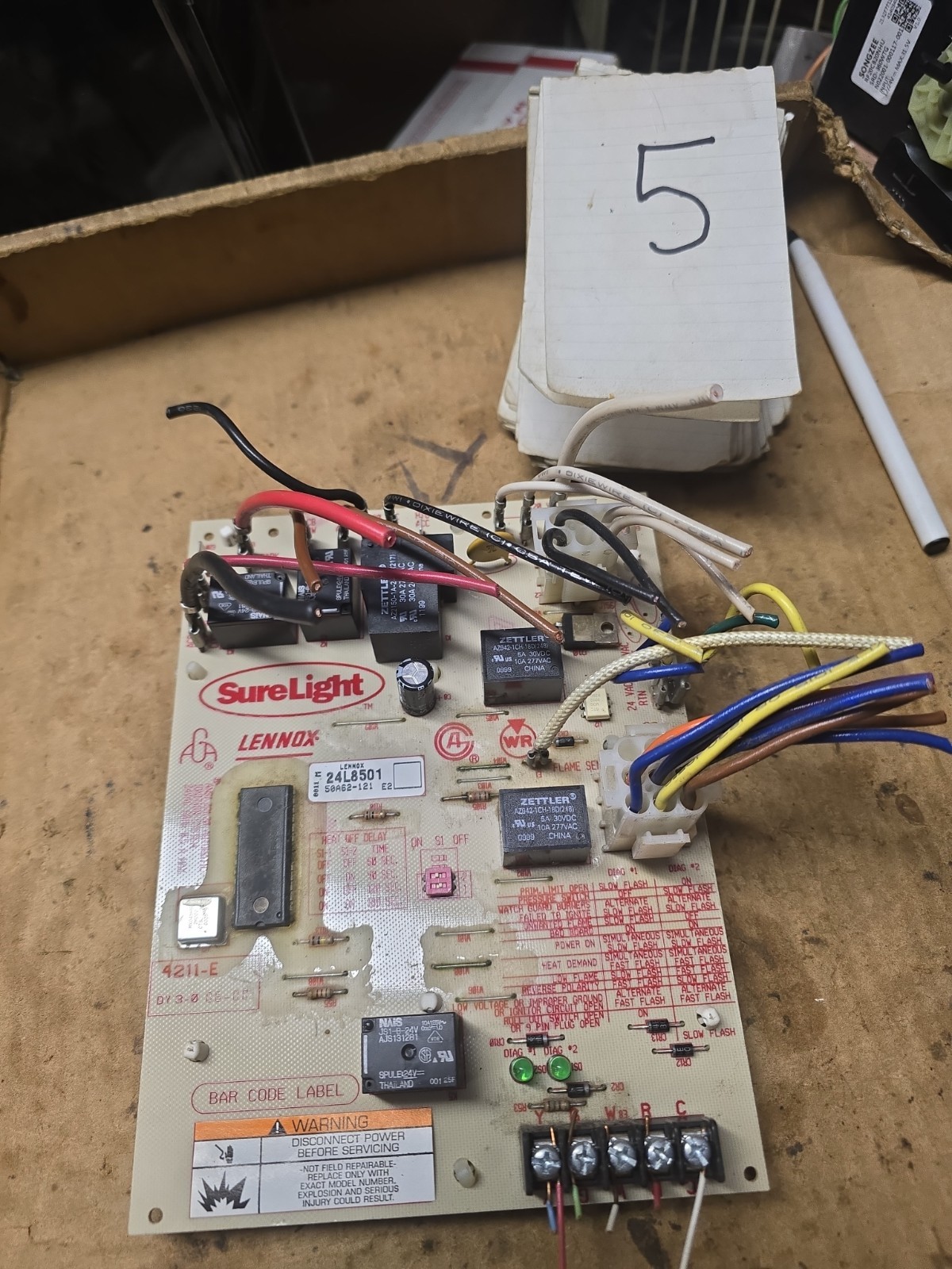Lennox SureLight Circuit Control Board 50A62-121