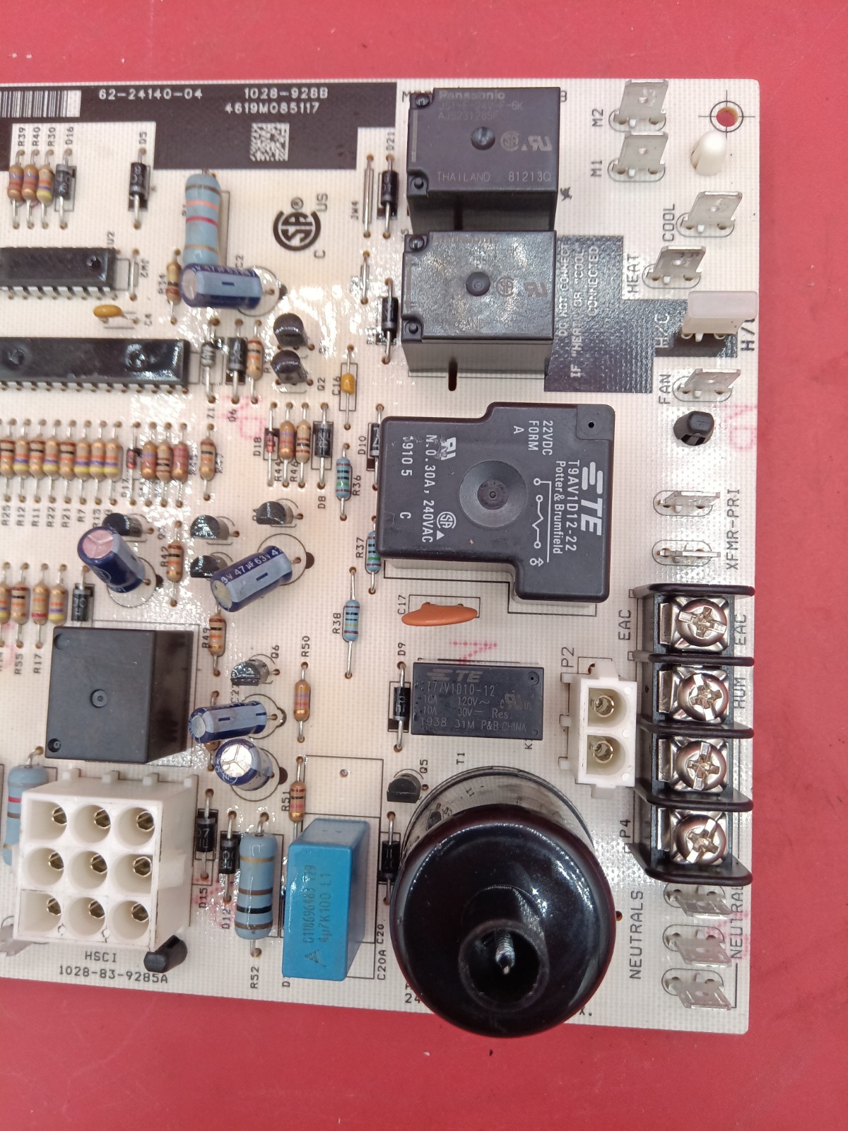 62-24140-04 Gas furnace control board Rheem Ruud 1028-928B