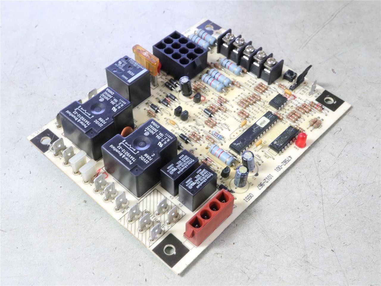 LENNOX 47582-001 Honeywell 1012-967 Furnace Control Circuit Board