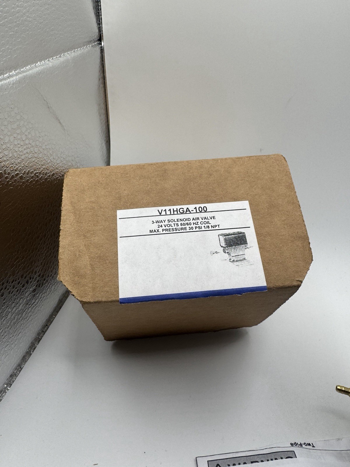Johnson Controls V11HCA-100 3-way Solenoid Air Valve NEW HVAC