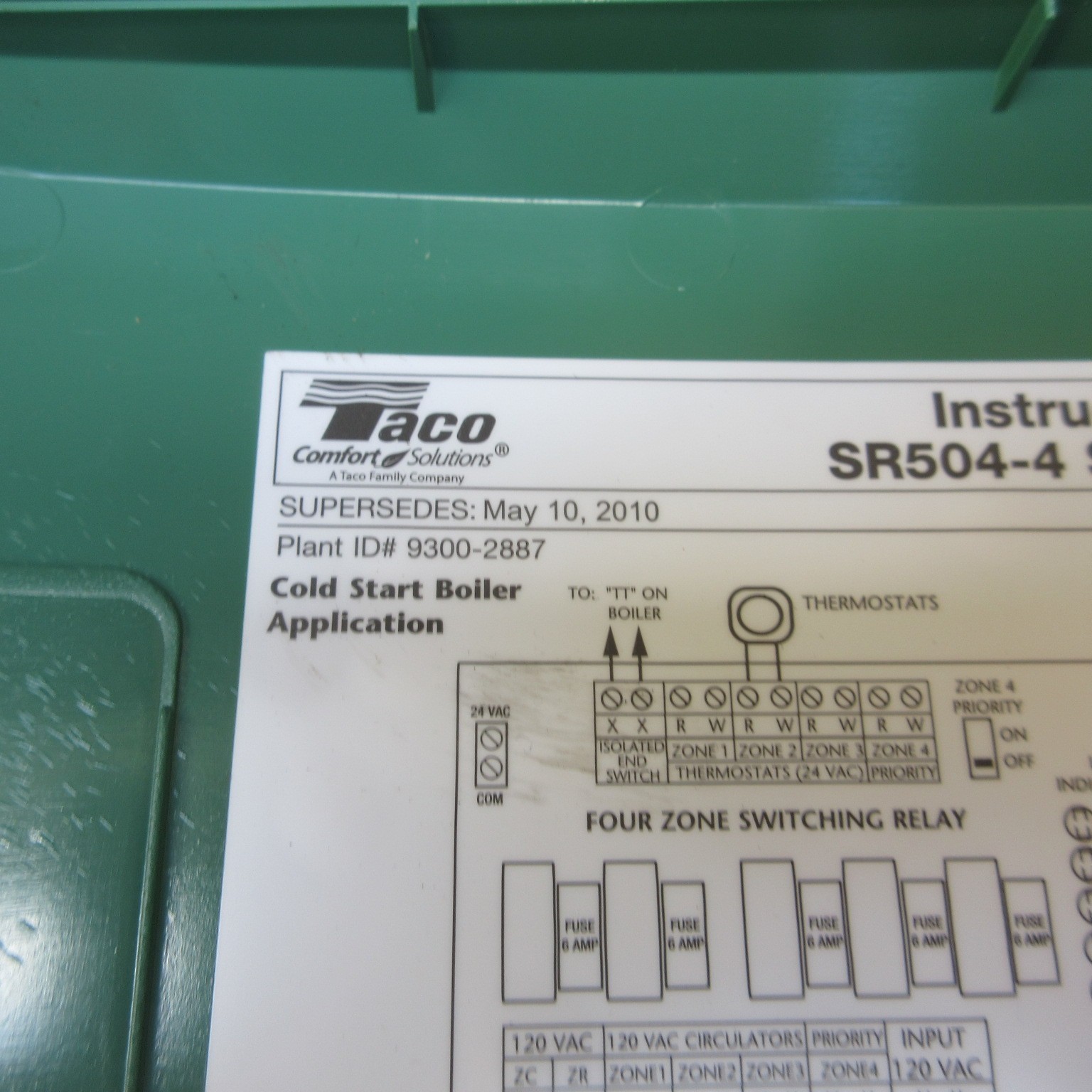 Taco SR504 Comfort Solutions 4-Zone Switching Relay Green