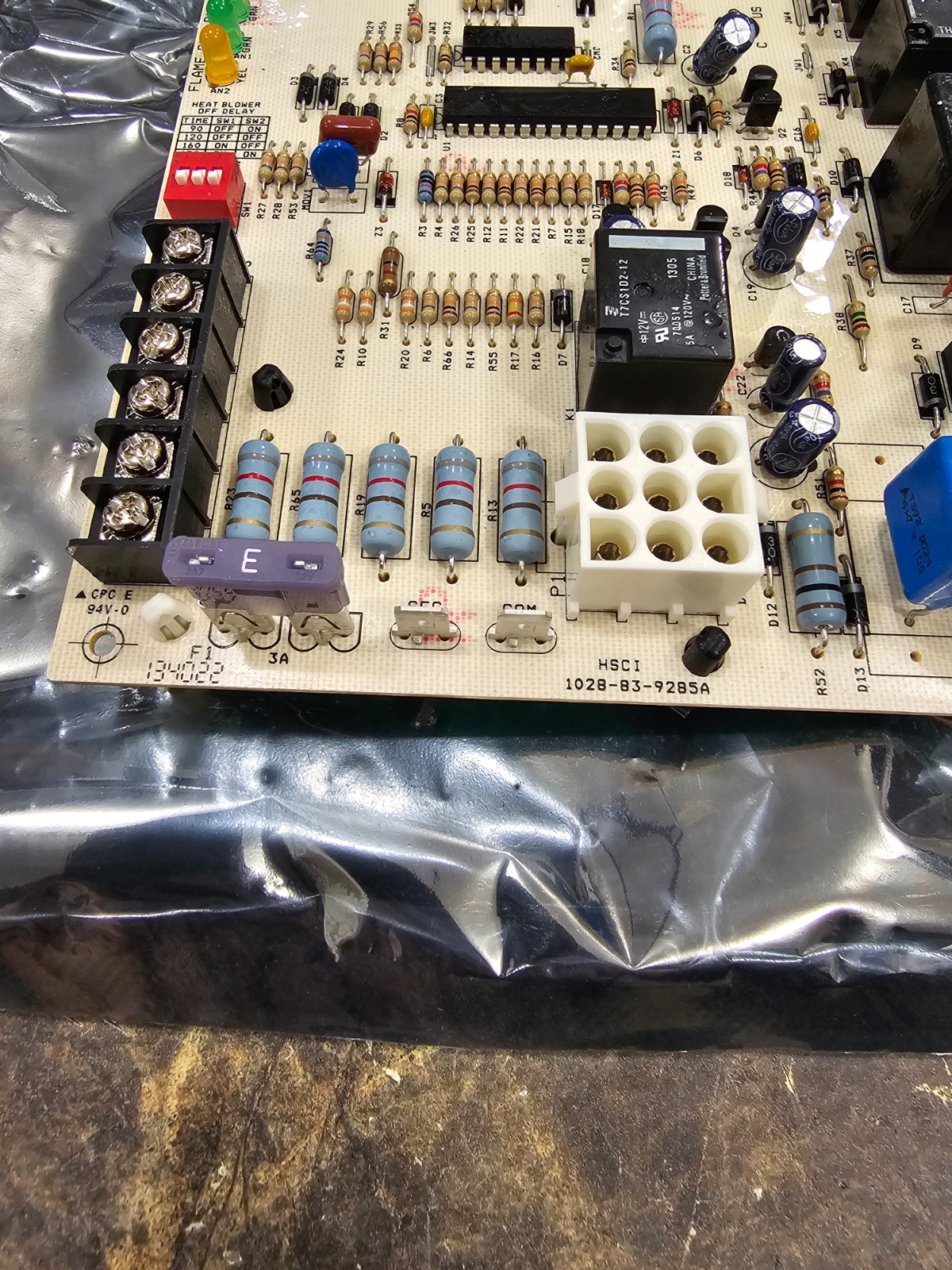 Rheem Ruud 62-24140-04 Spark Ignition Control Circuit Board 1028-928A