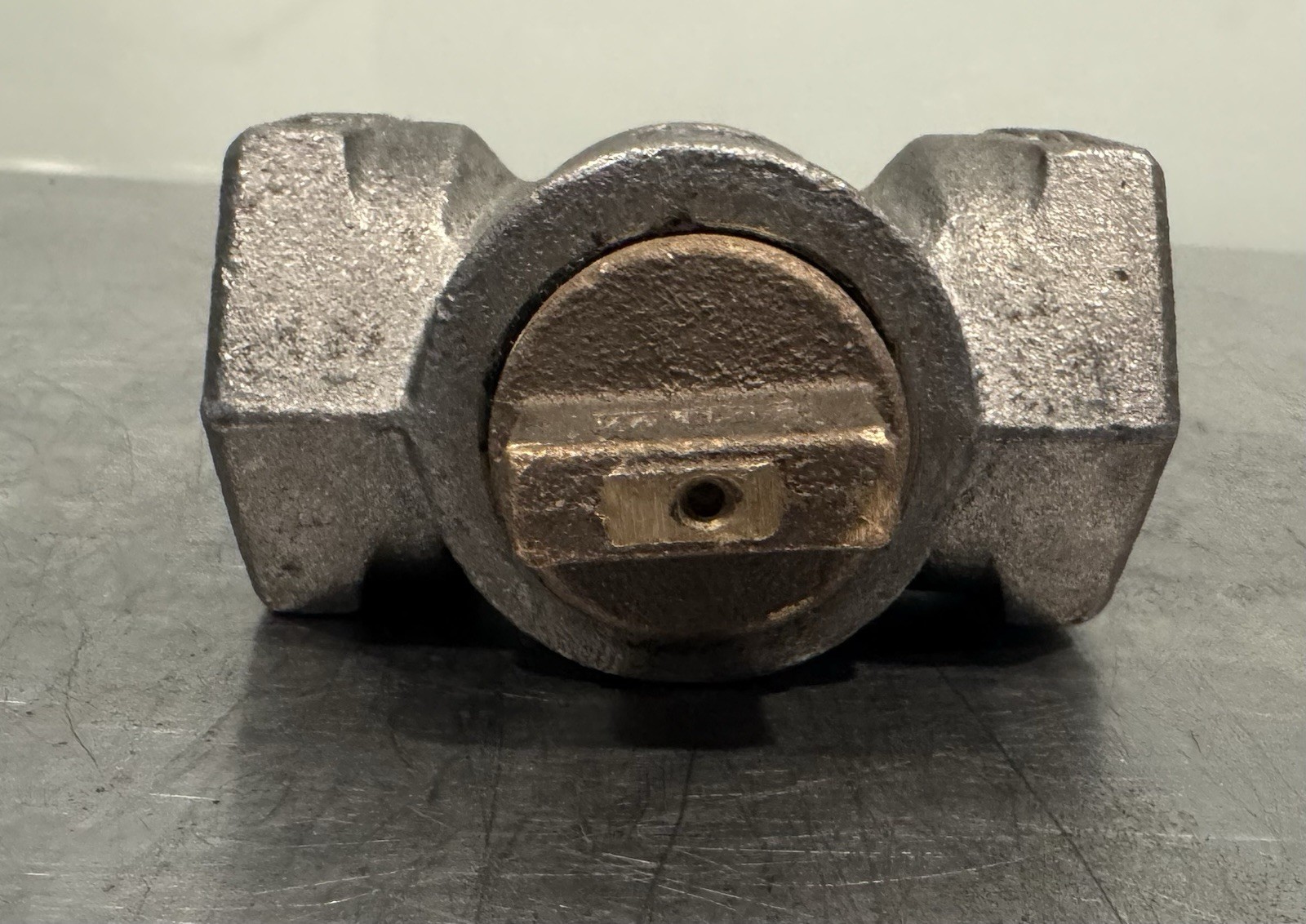 Mueller Gas Valve 1-1/4” Flat Head Iron Body NEW! FREE SHIPPING!