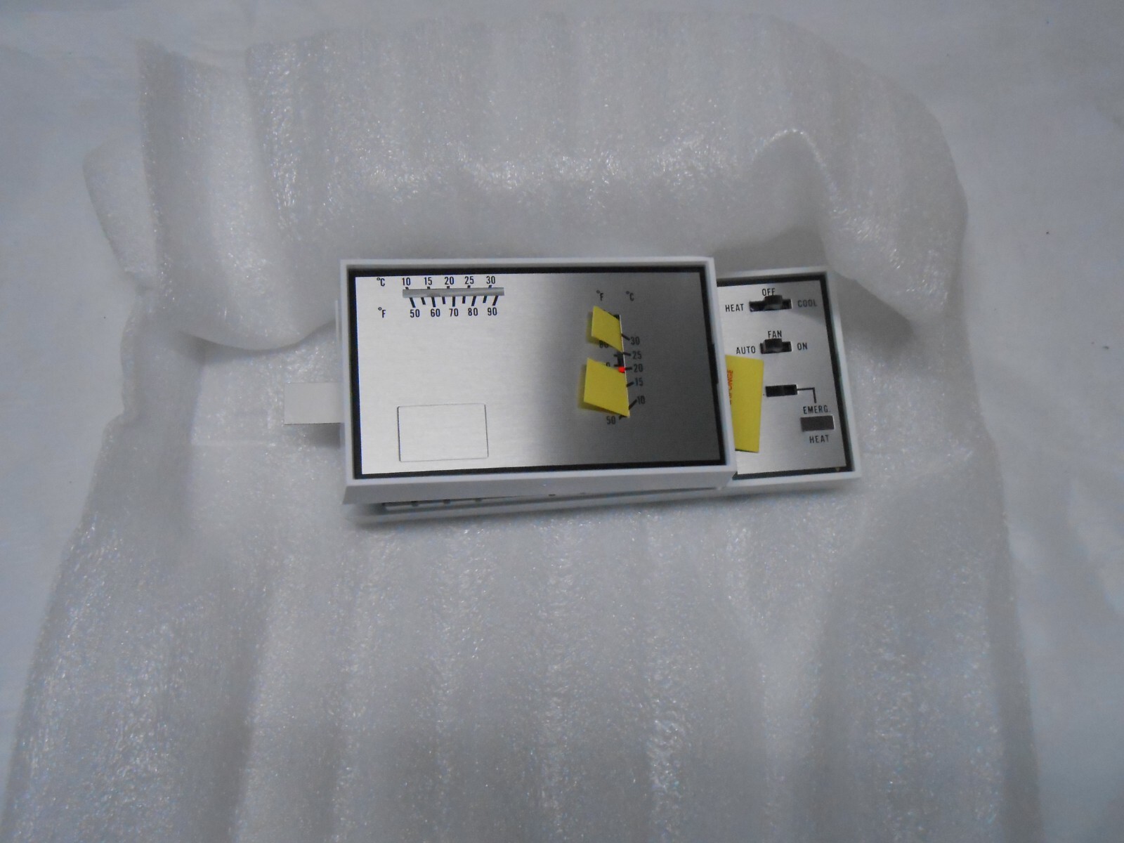 917005-NORP NORTEK FRIGIDAIRE TSTAT 2STG HT/1STG COOL