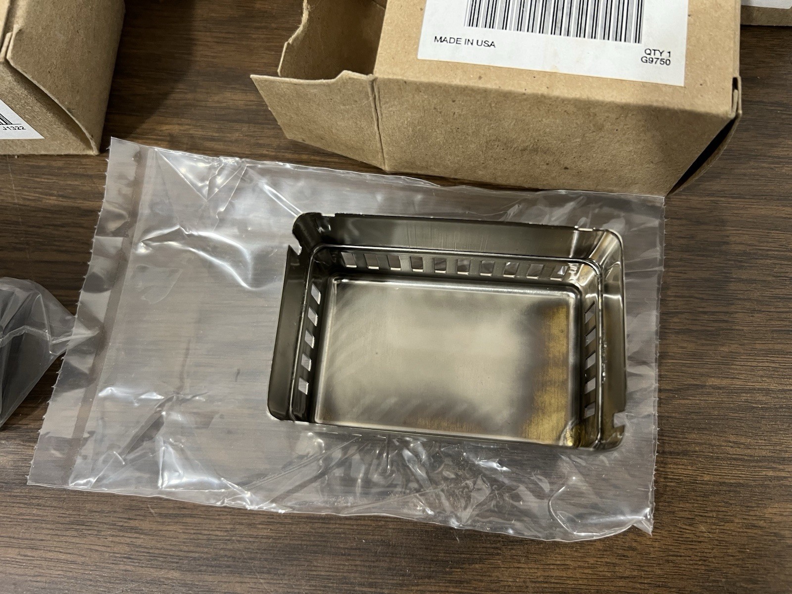 JOHNSON CONTROLS T-4002-2126 Thermostat Cover brushed Nickel ( PRICE FOR 1 UNIT