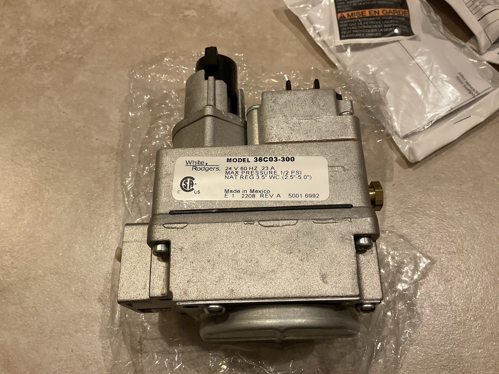 White-Rodgers 36C03-300 1/2in x 3/4in 24V Versatile Combination Gas Valve