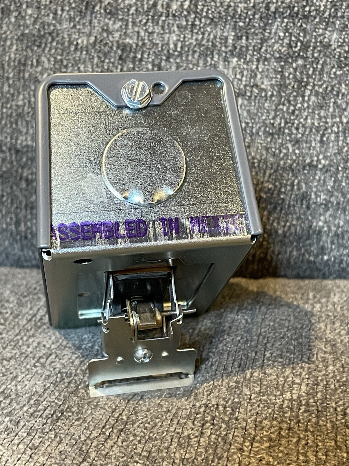 Resideo/Honeywell S688A1007 Sail Switch With 5in Wide Sail