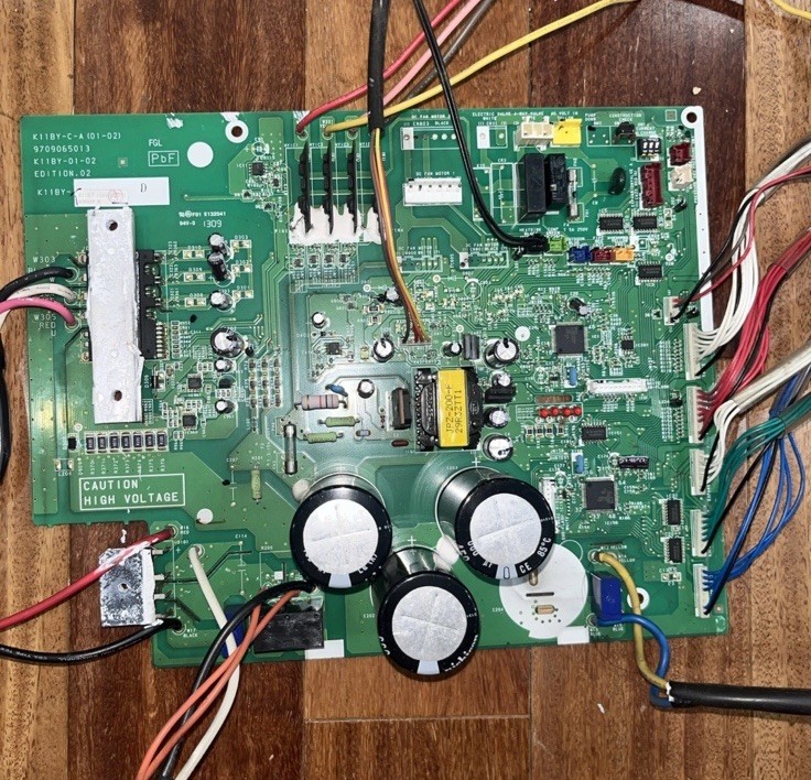Fujitsu Board 9709065013 K11BY-01-02 (FOR PARTS)