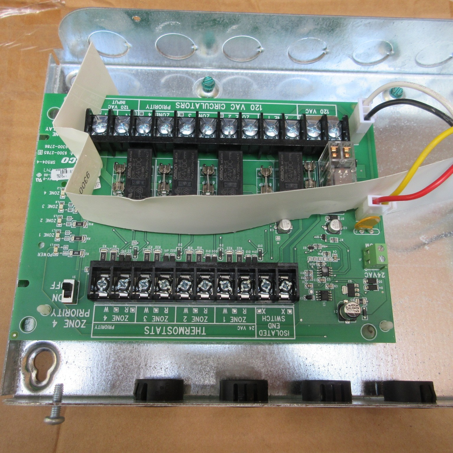 Taco SR504 Comfort Solutions 4-Zone Switching Relay Green