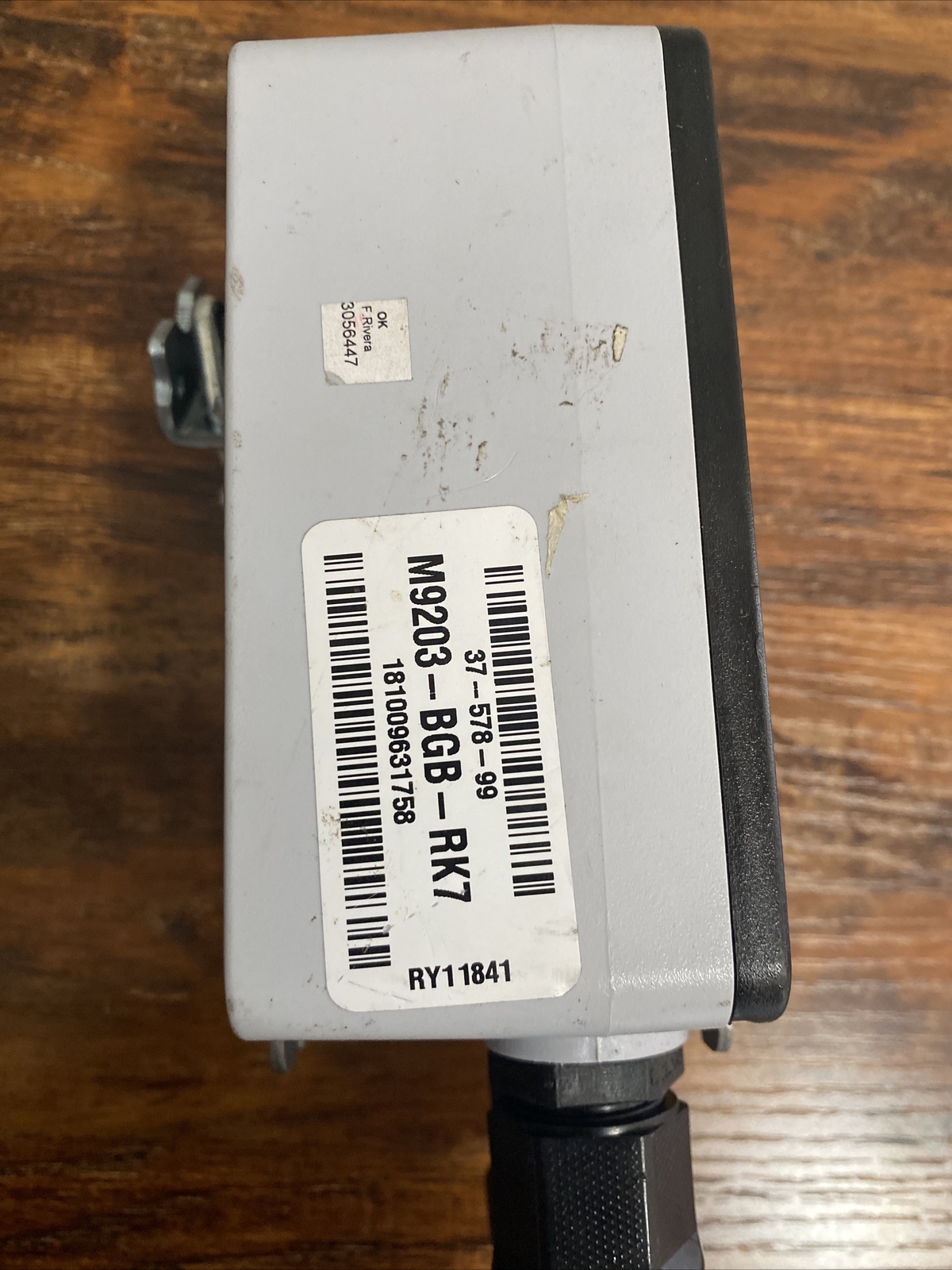 Ruskin Modulating Actuator RUS-S24-S M9203-BGB-RK7 24V AC/DC 240VAC