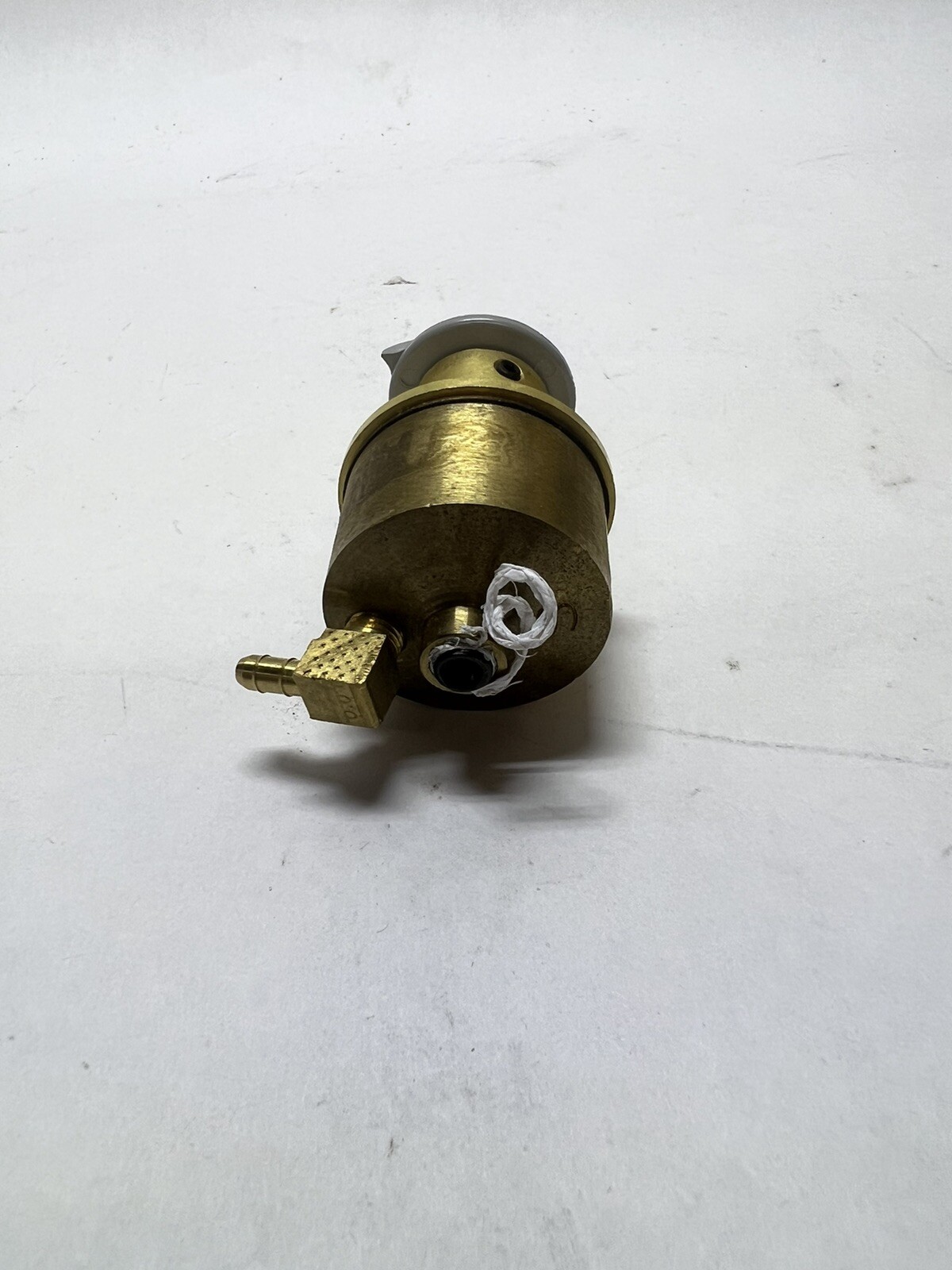 Siemens 151-143 – Bleed-Type Positioning Switch “Modified Plastic Switch”