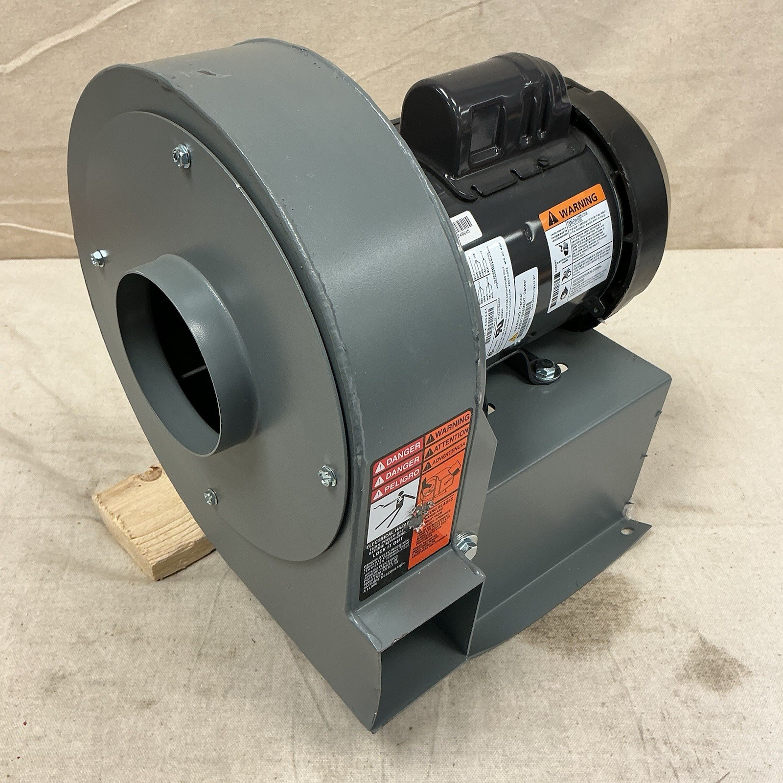 DAYTON 48LX10 High Pressure Blower 7 3/4″ Wheel 70cfm 1/3hp