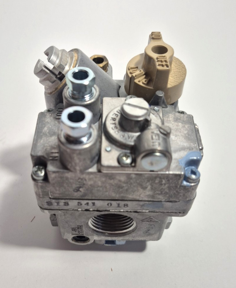 ROBERTSHAW 700-804 Gas Valve, 3/4 in, Natural Gas 6KXF6
