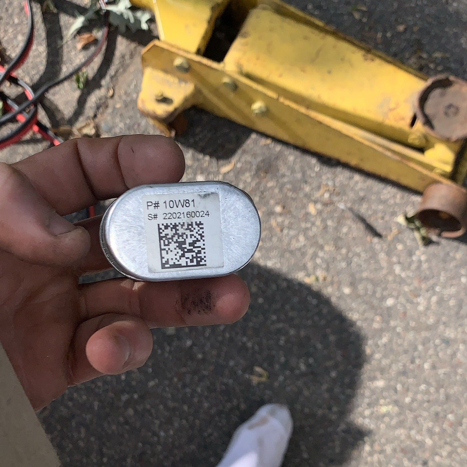 SUREPHON CBB65B Motor Run Capacitor 4 MFD 370V Oval 10W81 100600-04