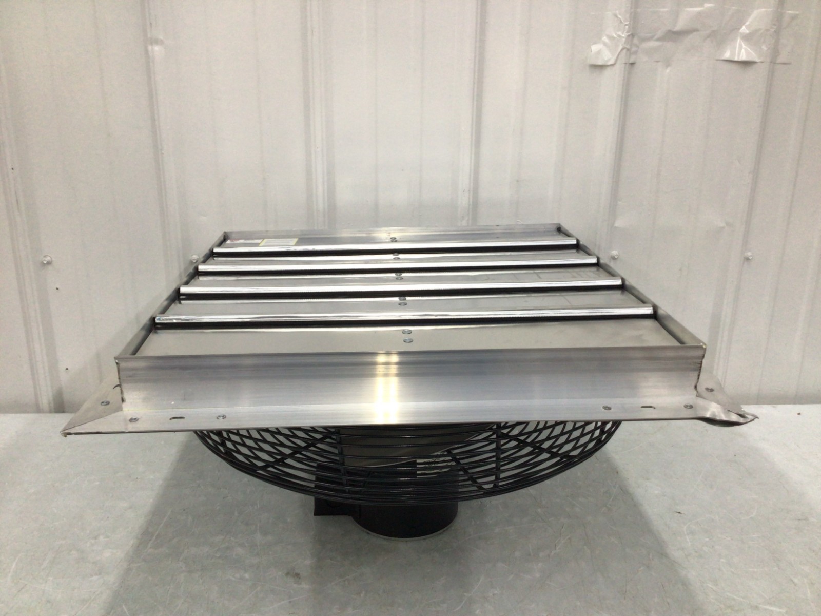DAYTON – 484X44 Shutter Mount Exhaust Fan 20 in Blade 1/3 hp 1 ph